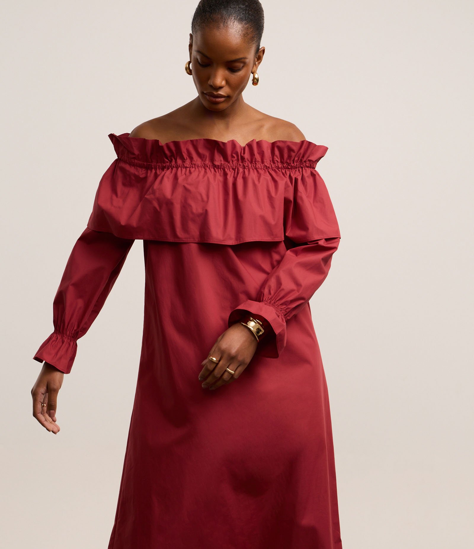 Vestido Evasê Midi em Tricoline com Decote Ombro a Ombro Virado Rosa 2