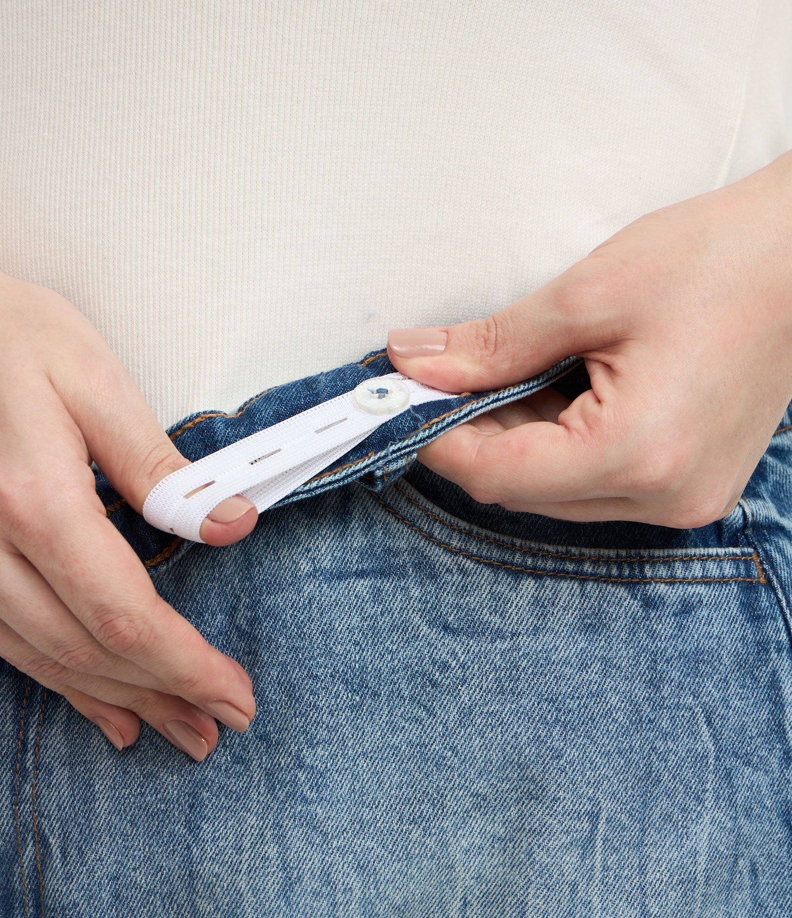 Saia Curta em Jeans com Barra a Fio Curve & Plus Size Azul 4