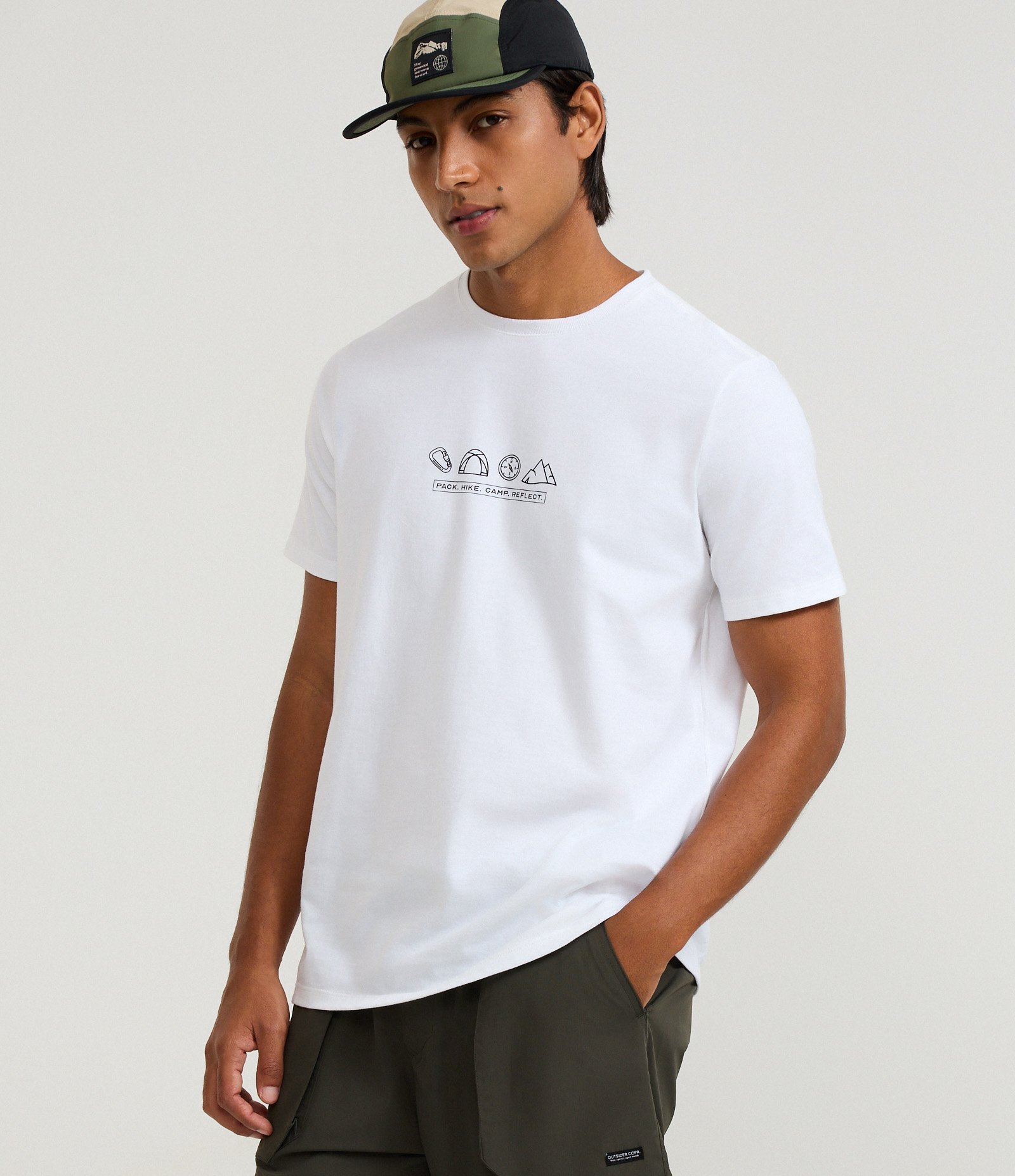 Bermuda Ripstop Liso com Cós Elástico e Cinto Verde 3