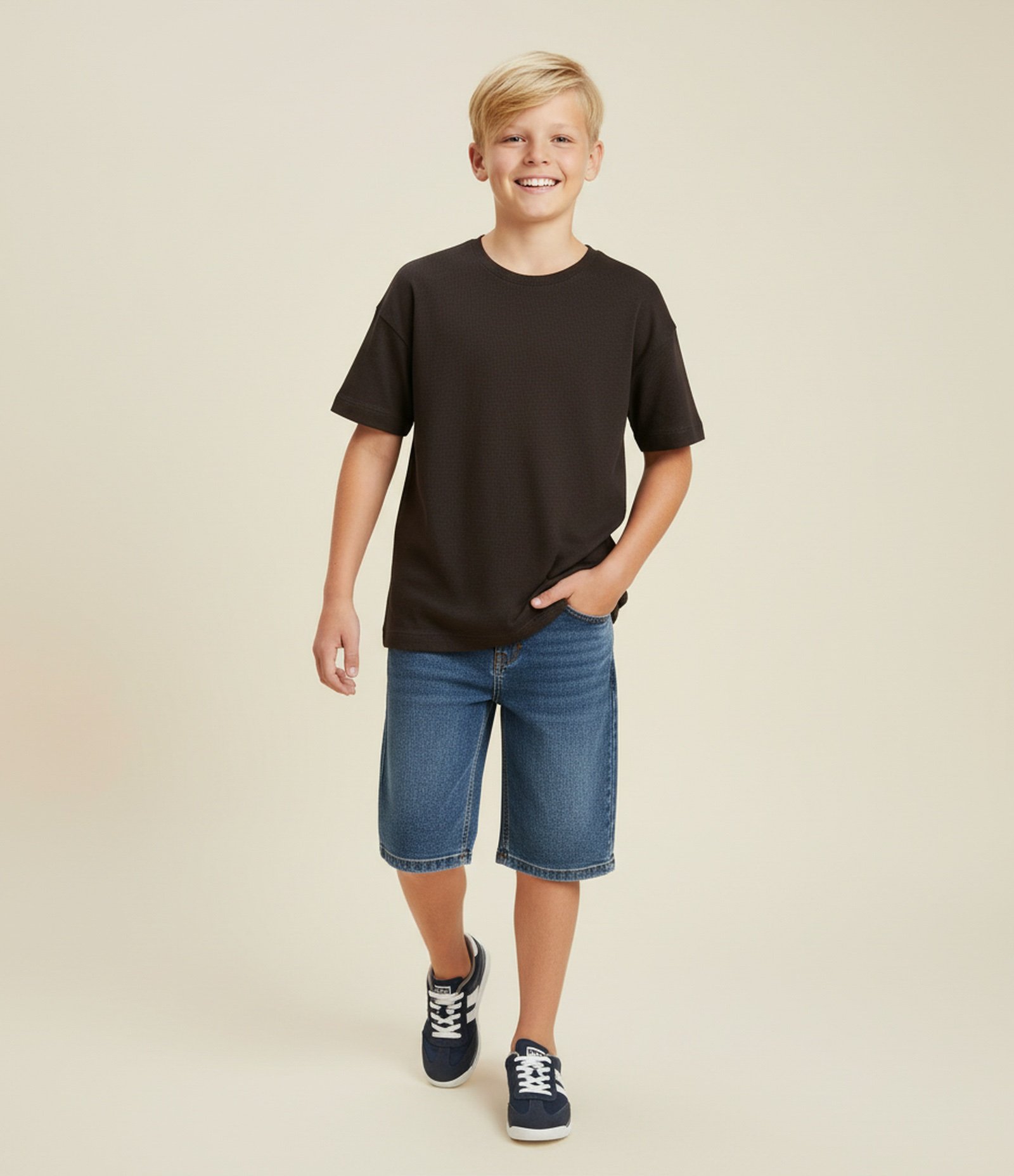 Camiseta Oversized Infantil em Suedine - Tam 5 a 14 Anos Marrom 1