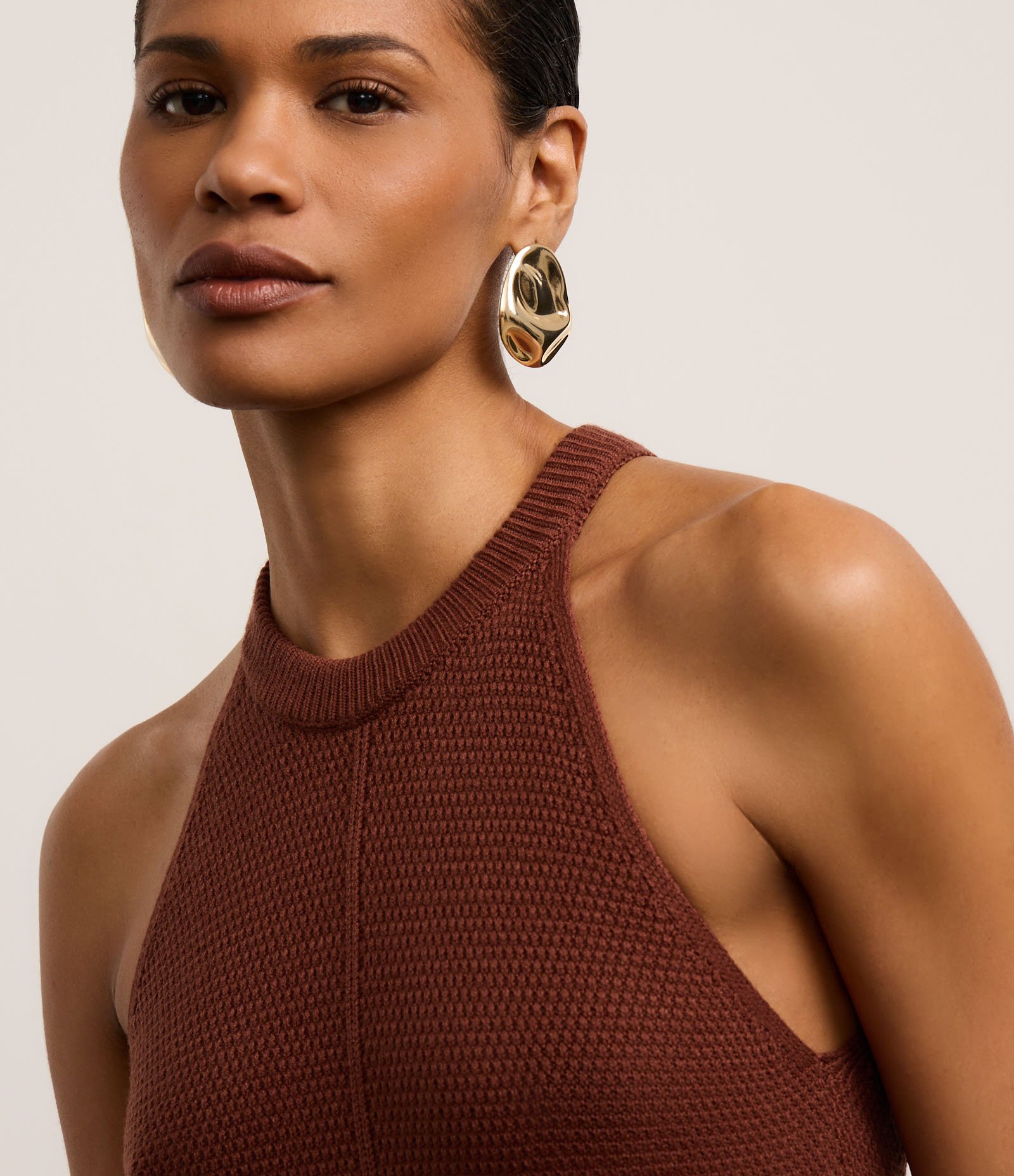 Vestido Reto Longo em Tricô com Ponto Texturizado Marrom 3