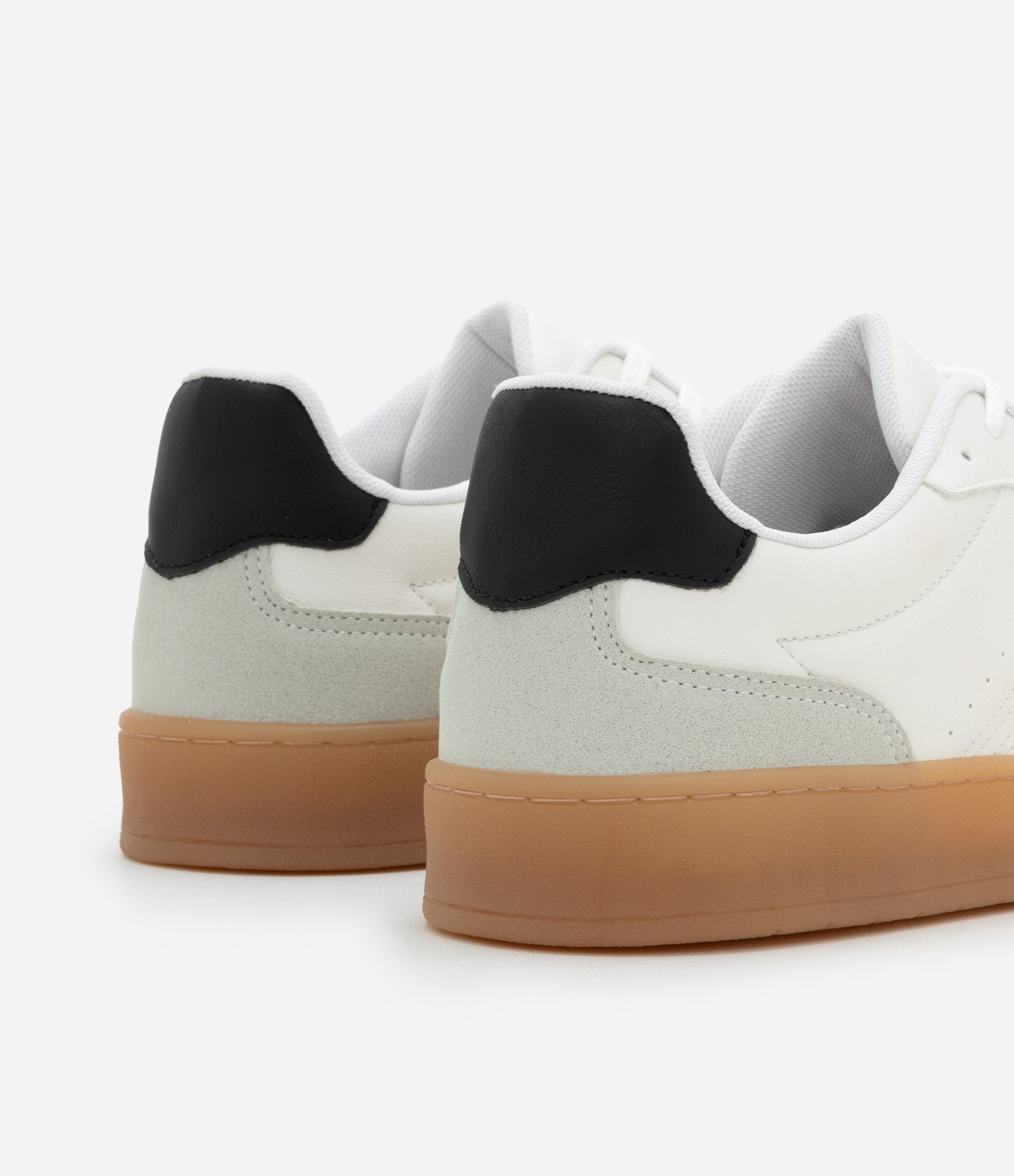 Tênis Court Sintético com Recortes Efeito Camurça e Sola Latex Branco 5