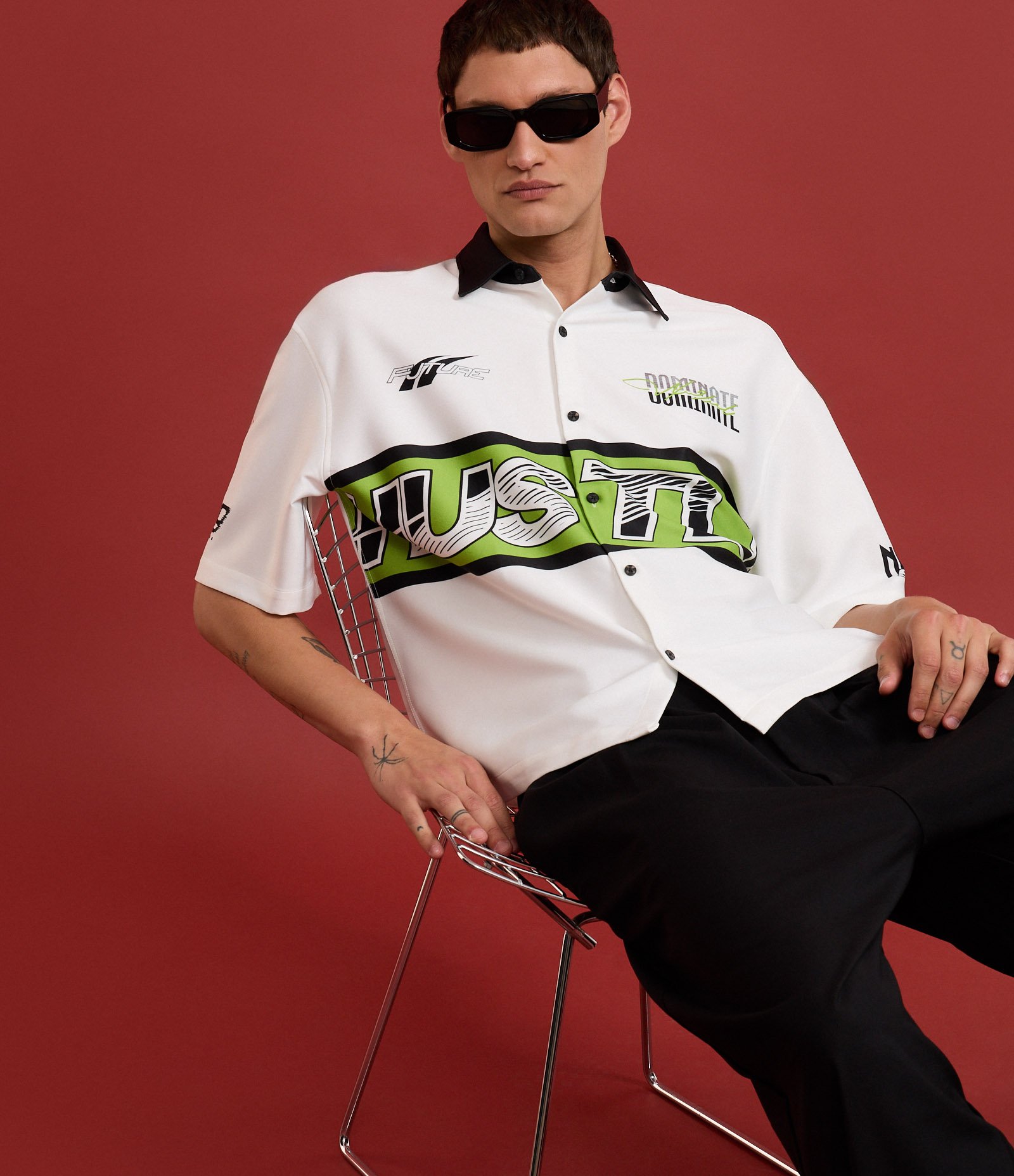 Camisa Oversized em Tricoline com Gola Contrastante e Estampa Hustle Branco 4