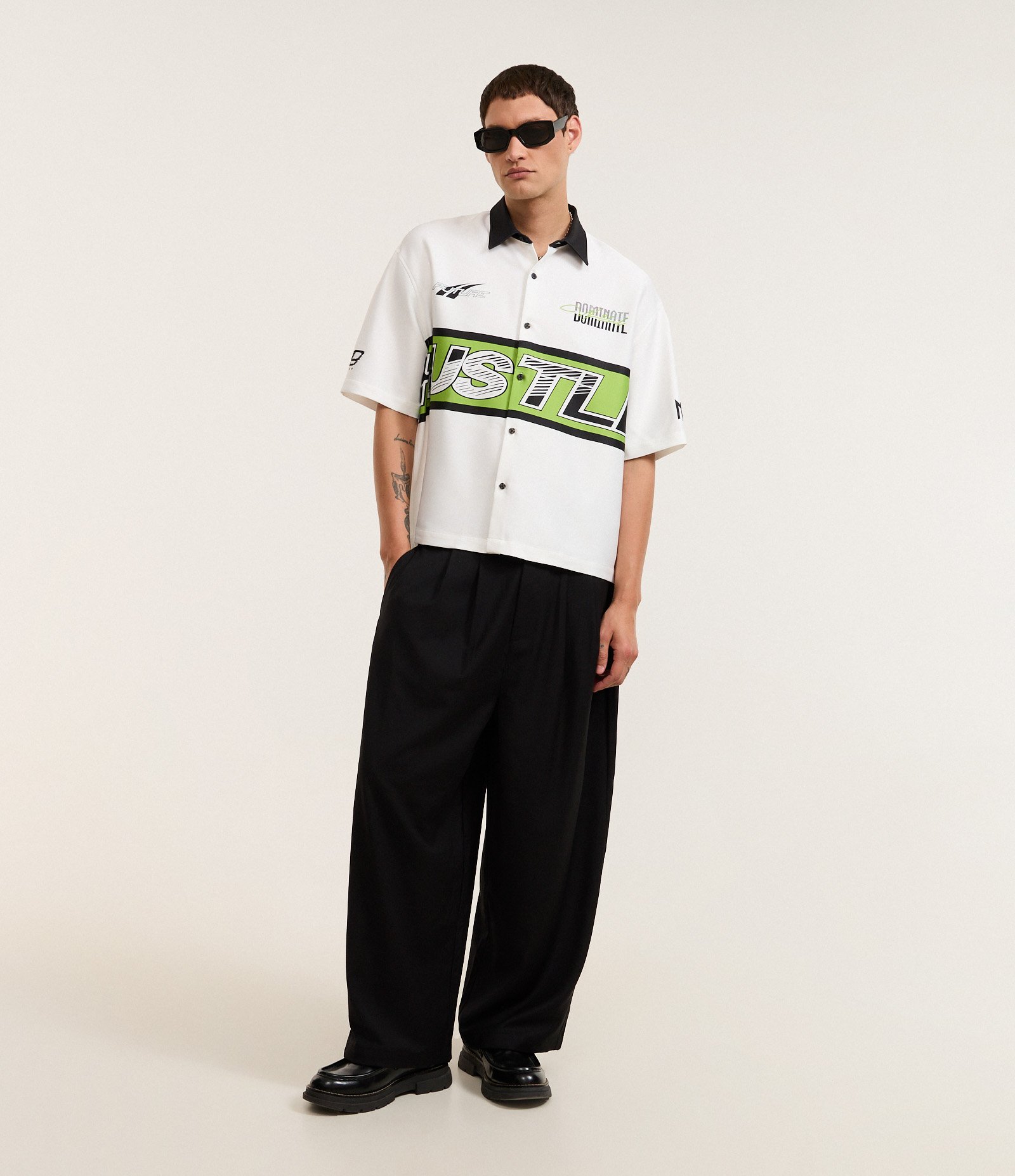 Camisa Oversized em Tricoline com Gola Contrastante e Estampa Hustle Branco 5