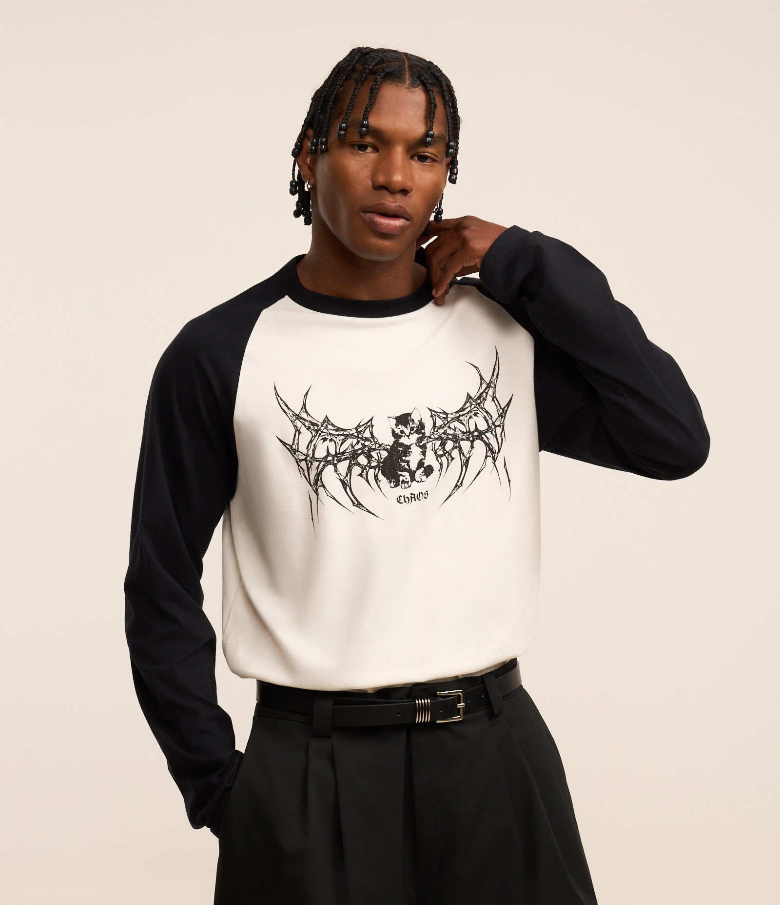 Camiseta Comfort em Algodão com Estampa de Gato Off White/Preto 1