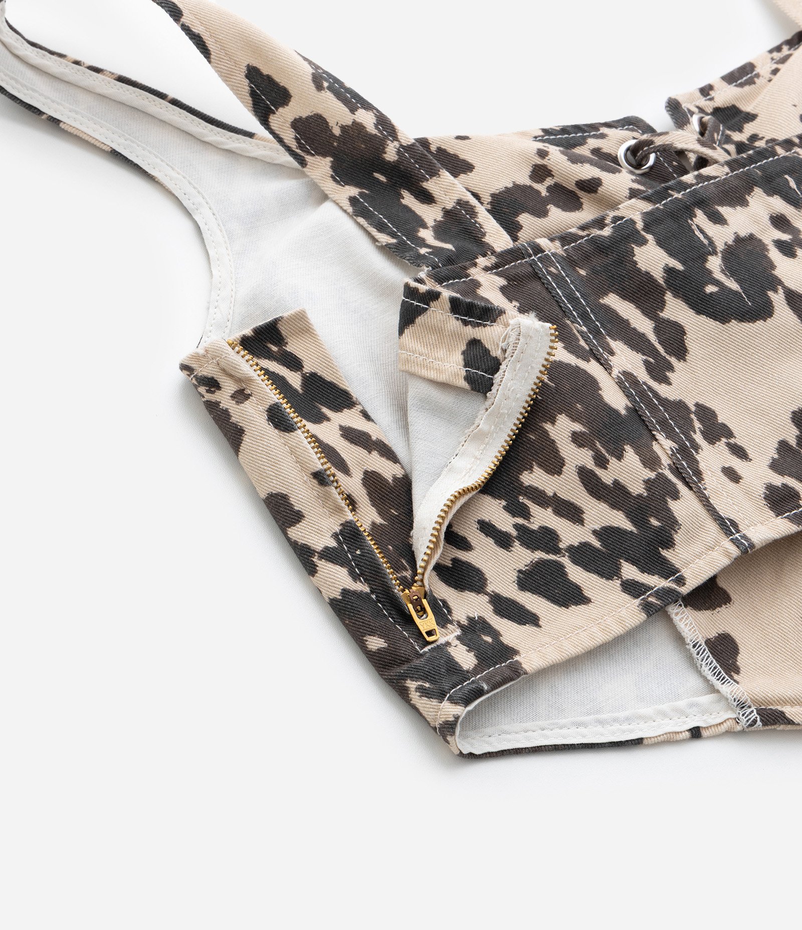 Top em Sarja com Estampa Animal Print Curve & Plus Size Bege 10