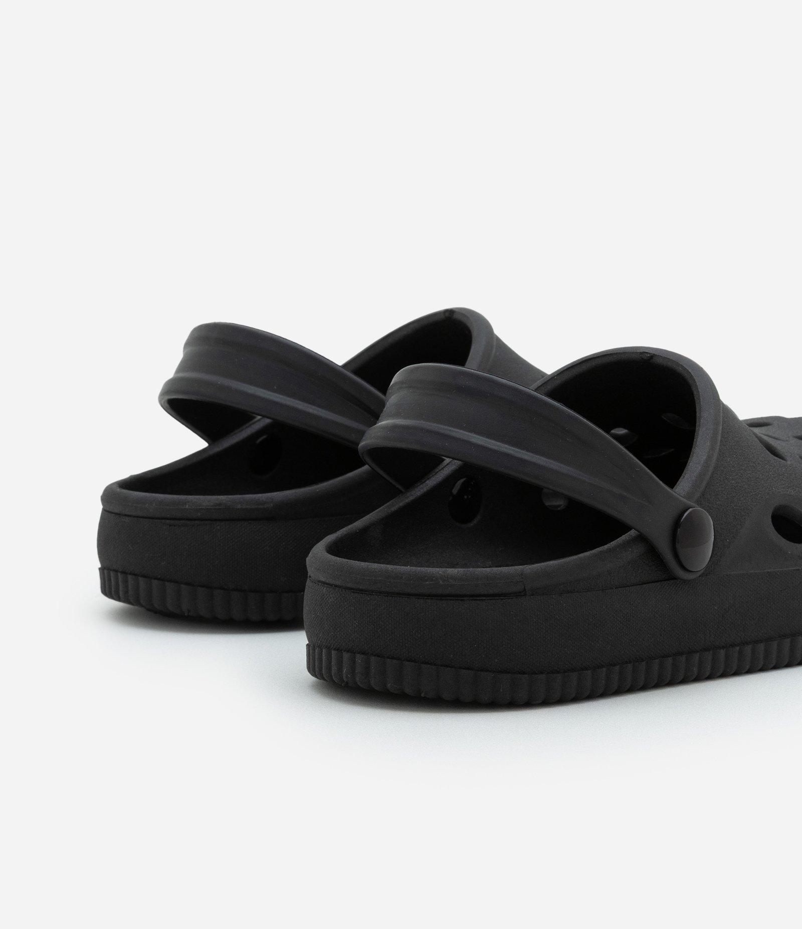 Sandália Babuche Infantil com Furinhos - Tam 28 ao 35 Preto 2