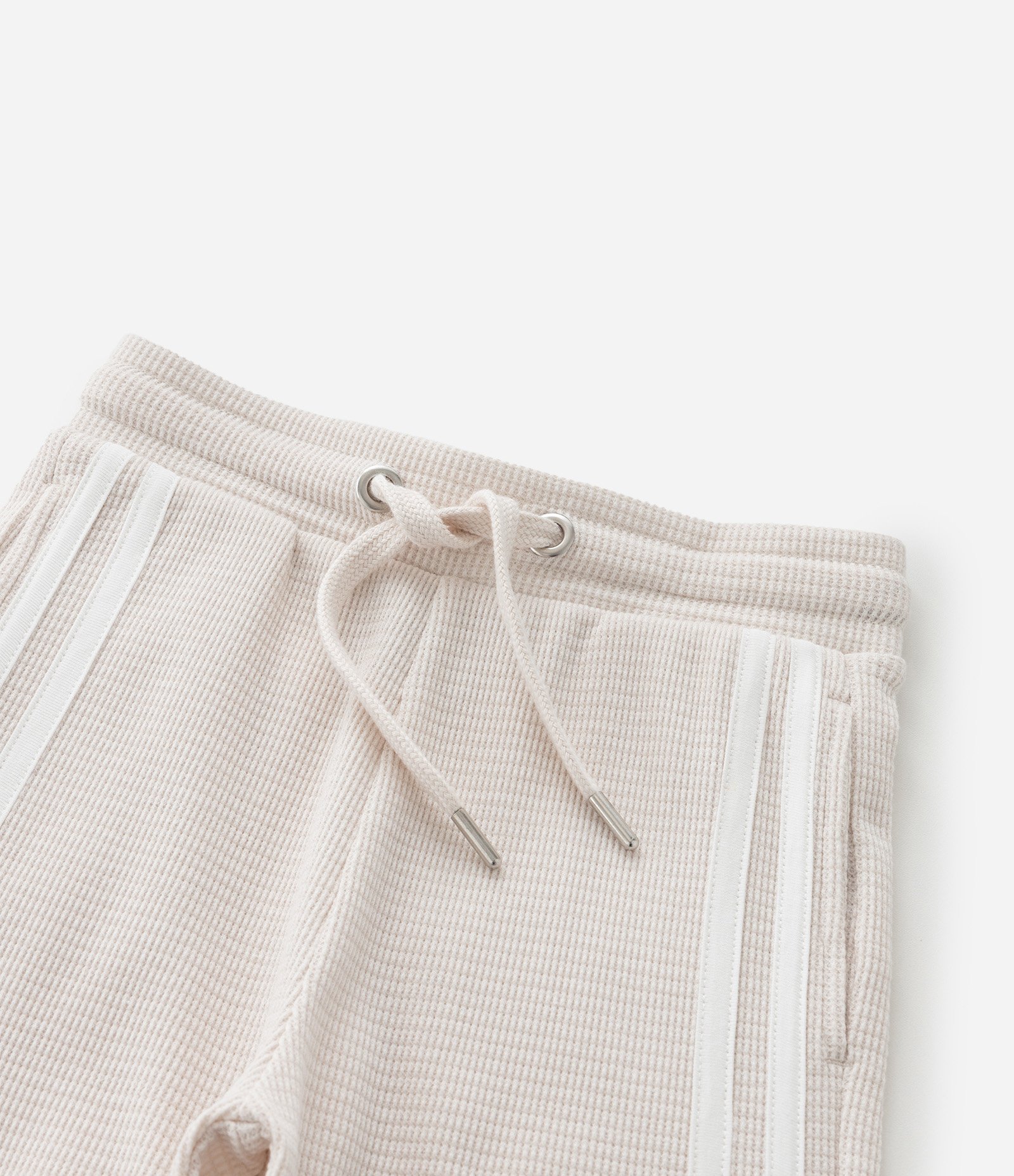 Bermuda Infantil em Moletom com Listras Laterais e Texturizada - Tam 5 a 14 Anos Oat Milk 5