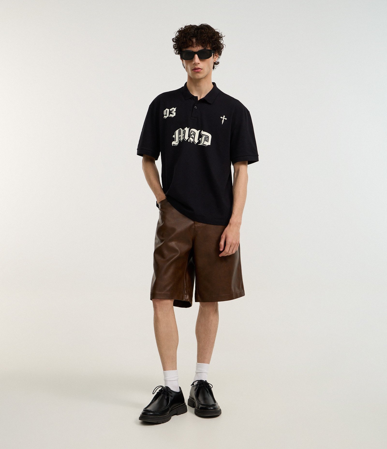 Camiseta Boxy em Algodão com Gola Polo Lettering 93 Mad Preto 2