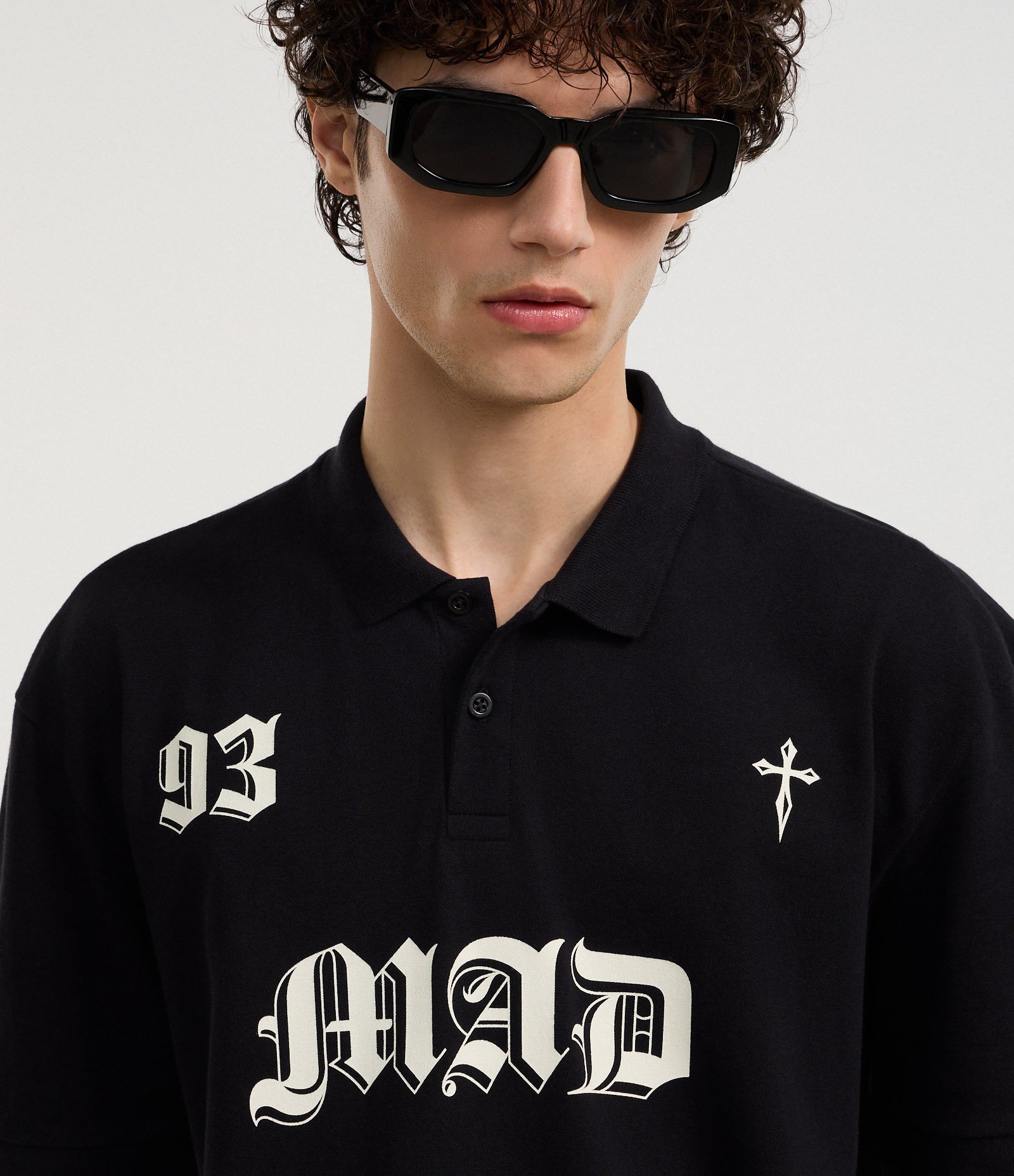 Camiseta Boxy em Algodão com Gola Polo Lettering 93 Mad Preto 4
