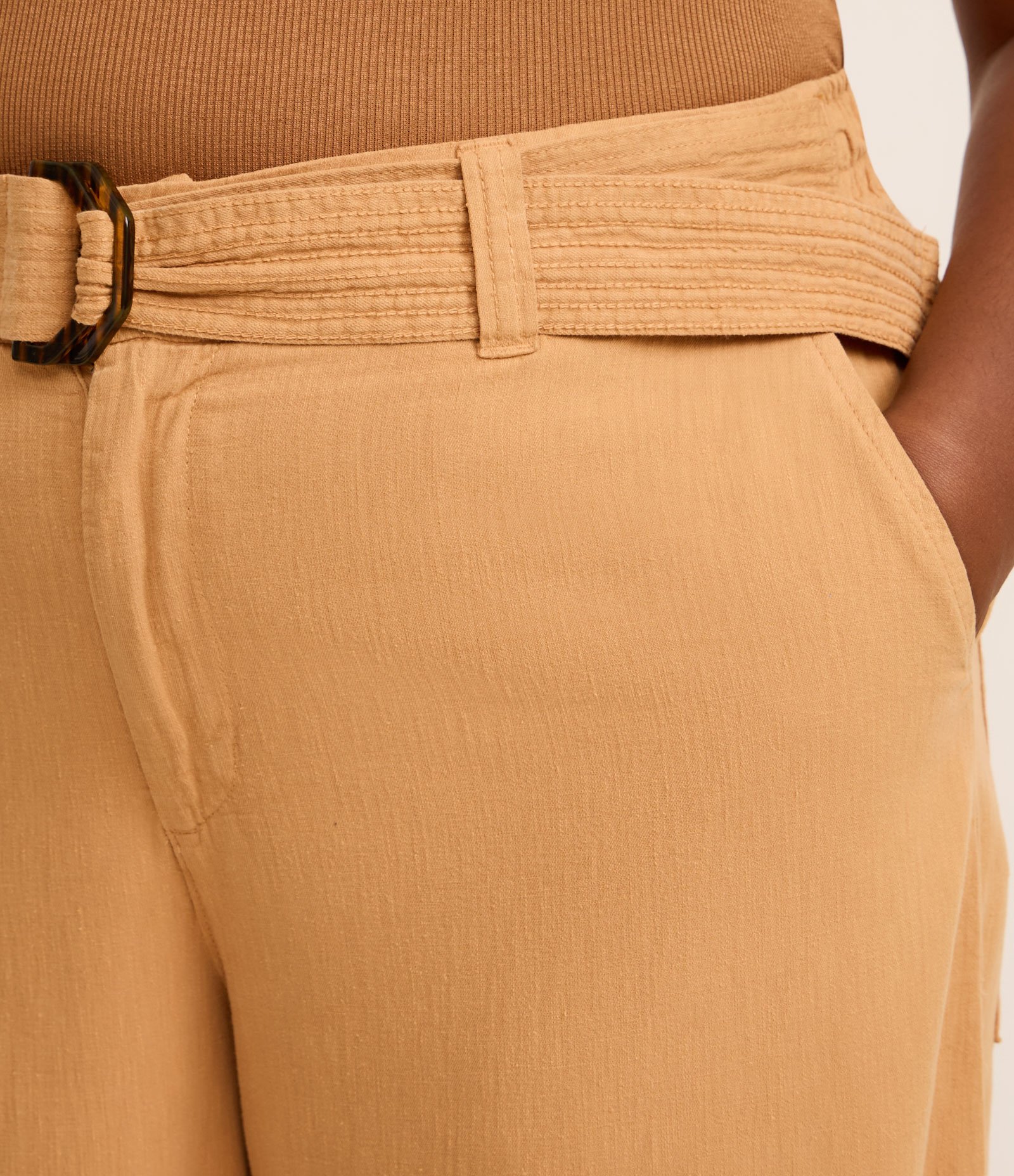 Calça Pantalona em Sarja com Cinto Curve & Plus Size Caramelo 3
