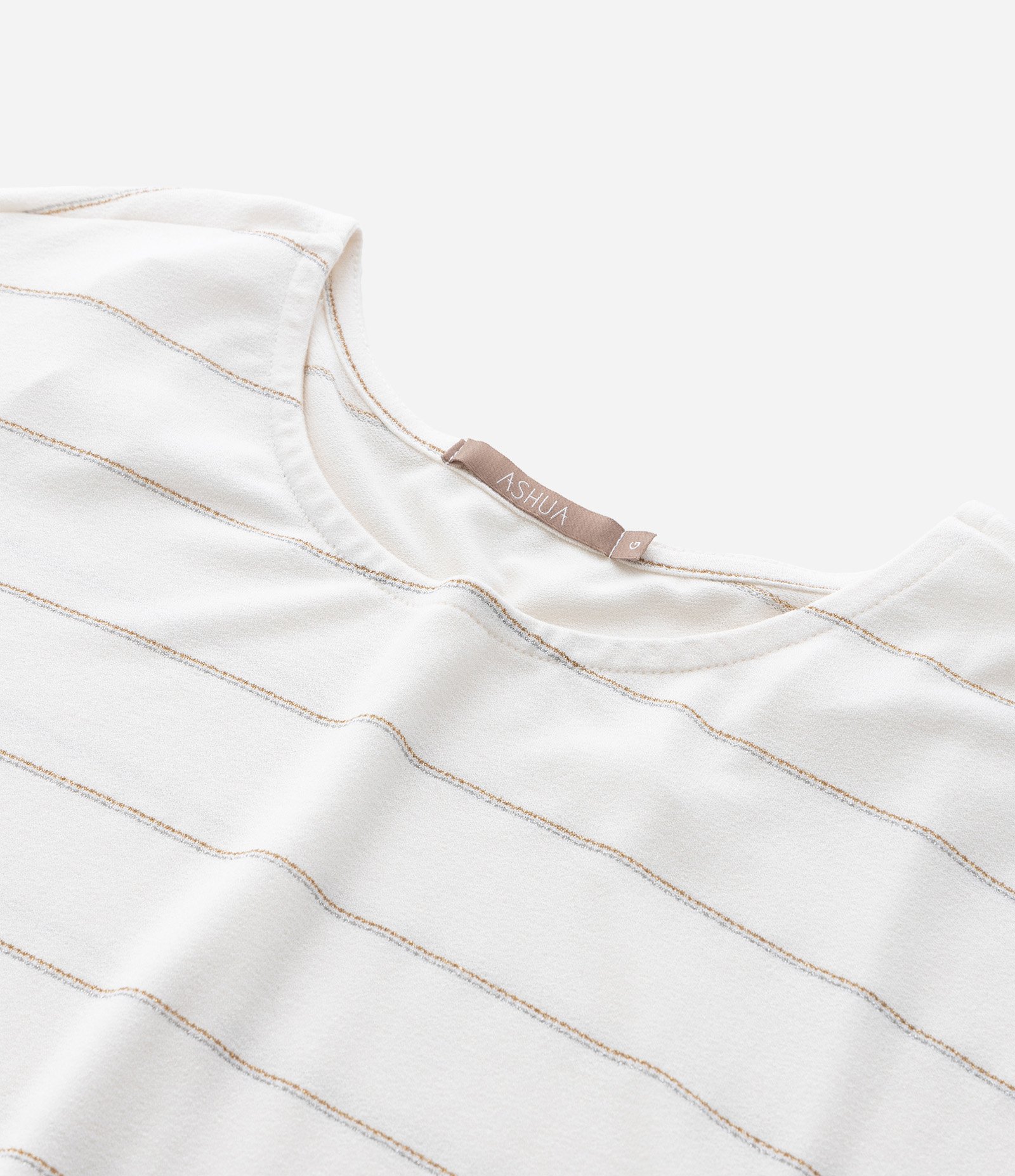 Blusa em Viscolycra Listrada com Fio Metalizado Curve & Plus Size Branco 7