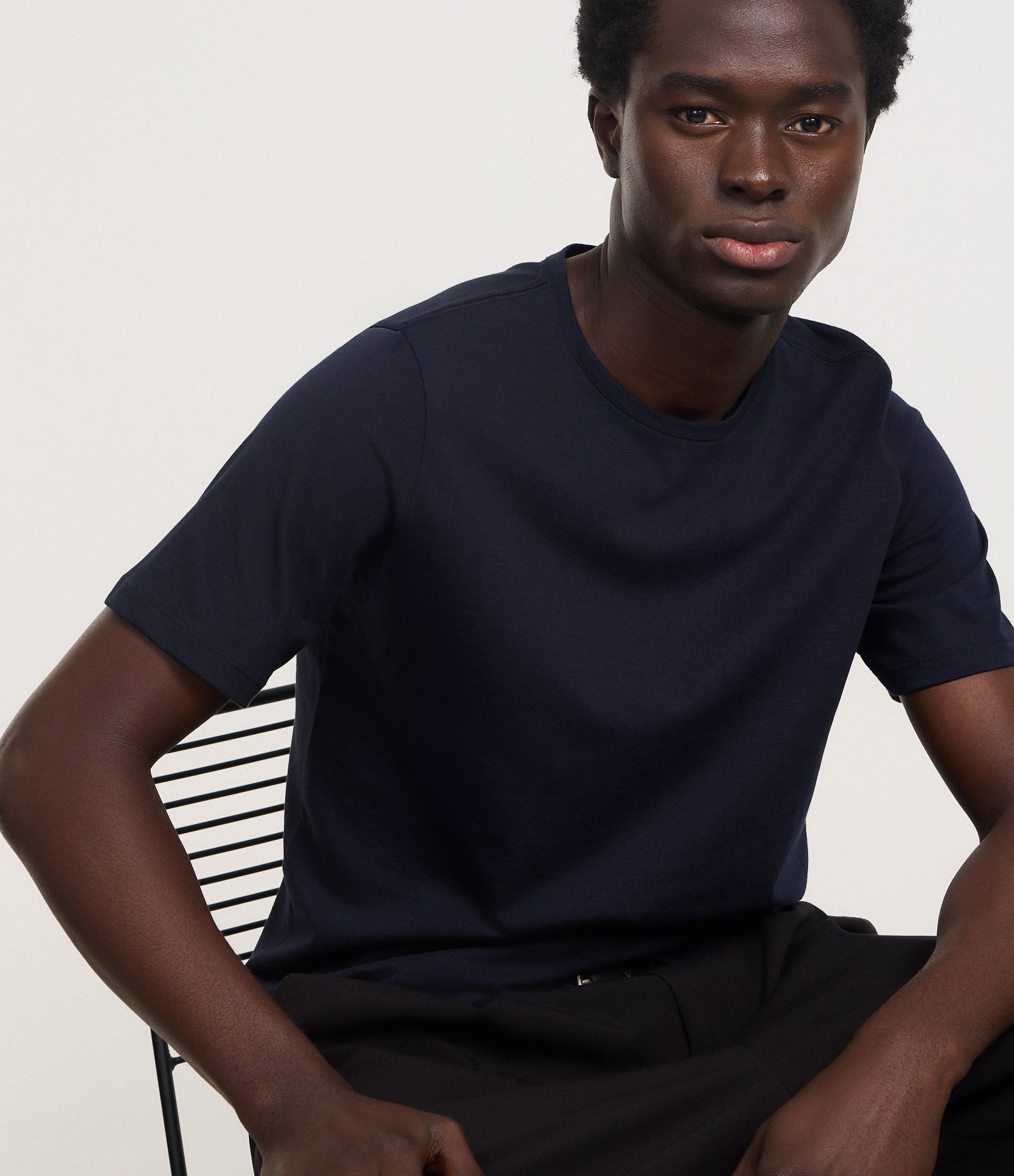 Camiseta Slim Básica em Algodão Peruano com Gola Redonda Azul 1