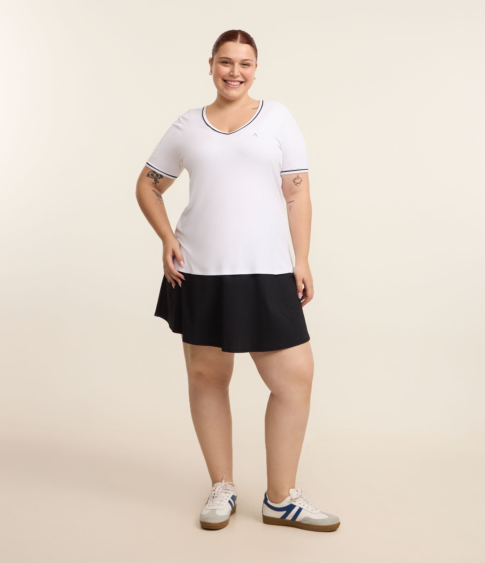 Camiseta Alongada Esportiva em Tecnologia Dry com Gola em V Curve & Plus Size Branco 3