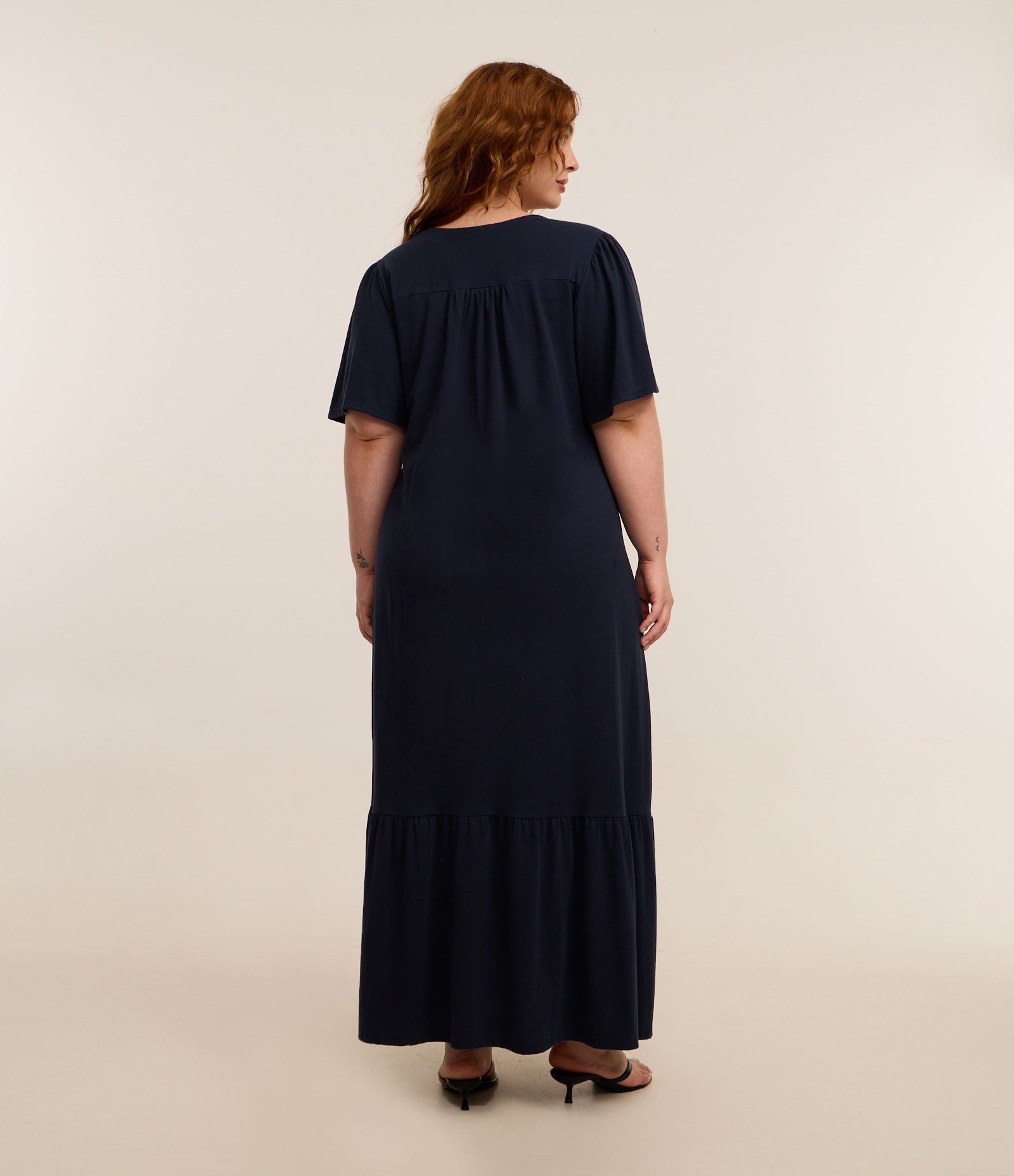 Vestido Midi Algodão com Recorte Franzido Curve & Plus Size Azul Marinho 3