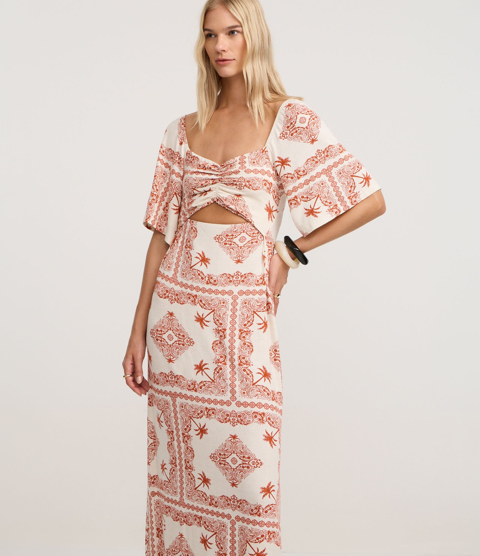 Vestido Midi em Viscose com Estampa Paisley Coqueiros Terracota/Off White 1