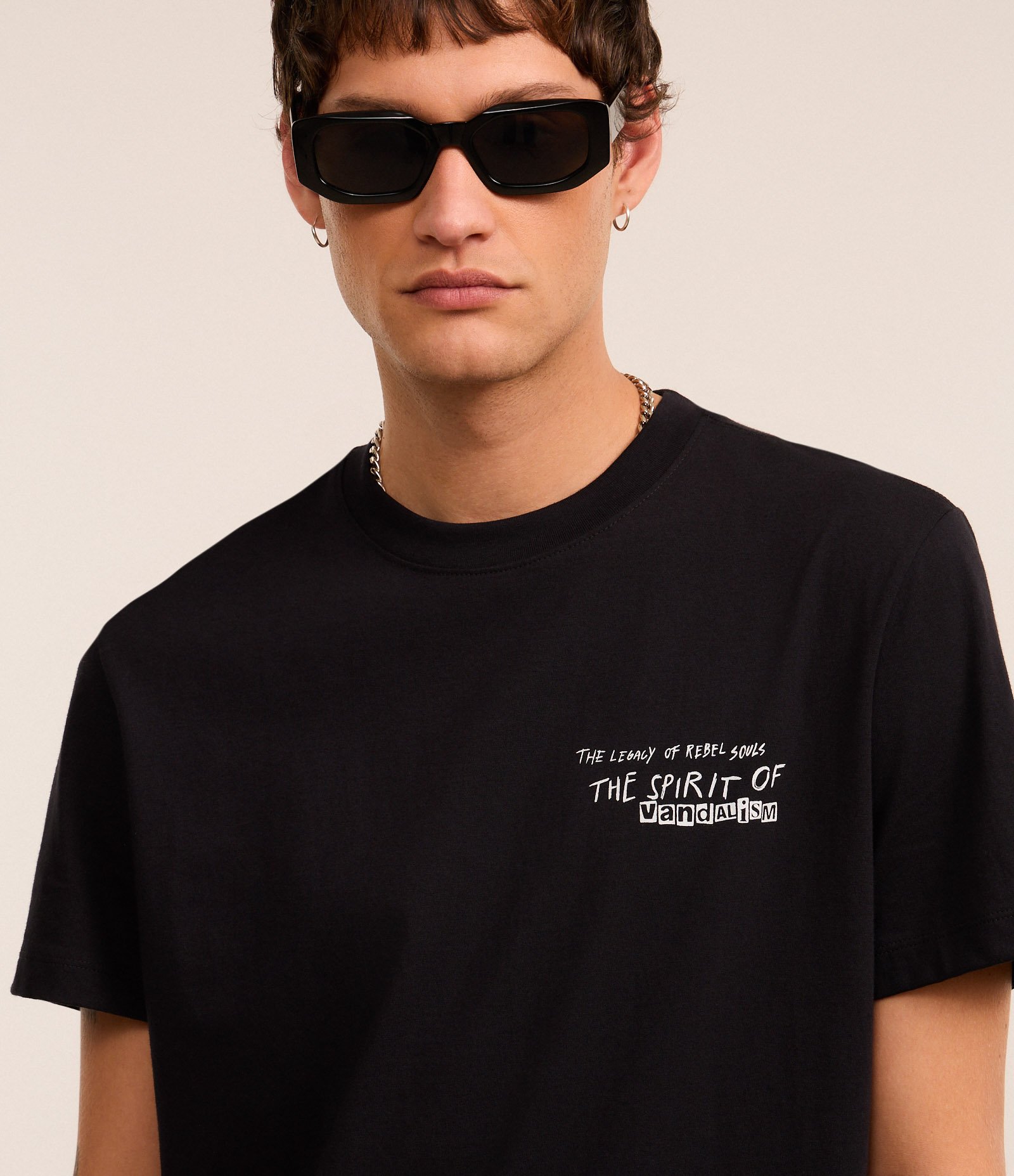 Camiseta Comfort em Algodão com Estampa de Anjo e Lettering Preto 6