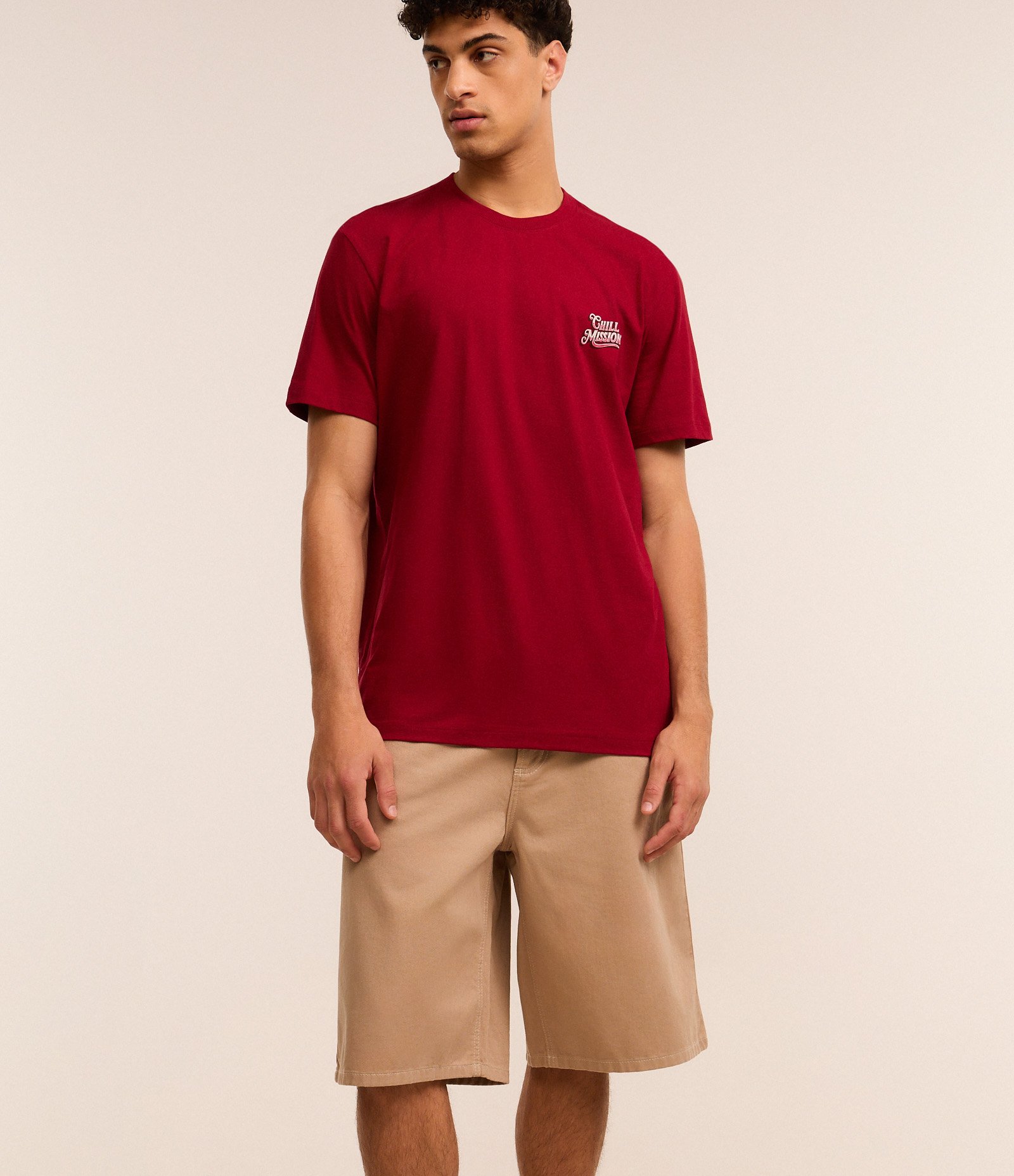 Bermuda Baggy Relaxed em Sarja com Pespontos Contrastantes Marrom 4