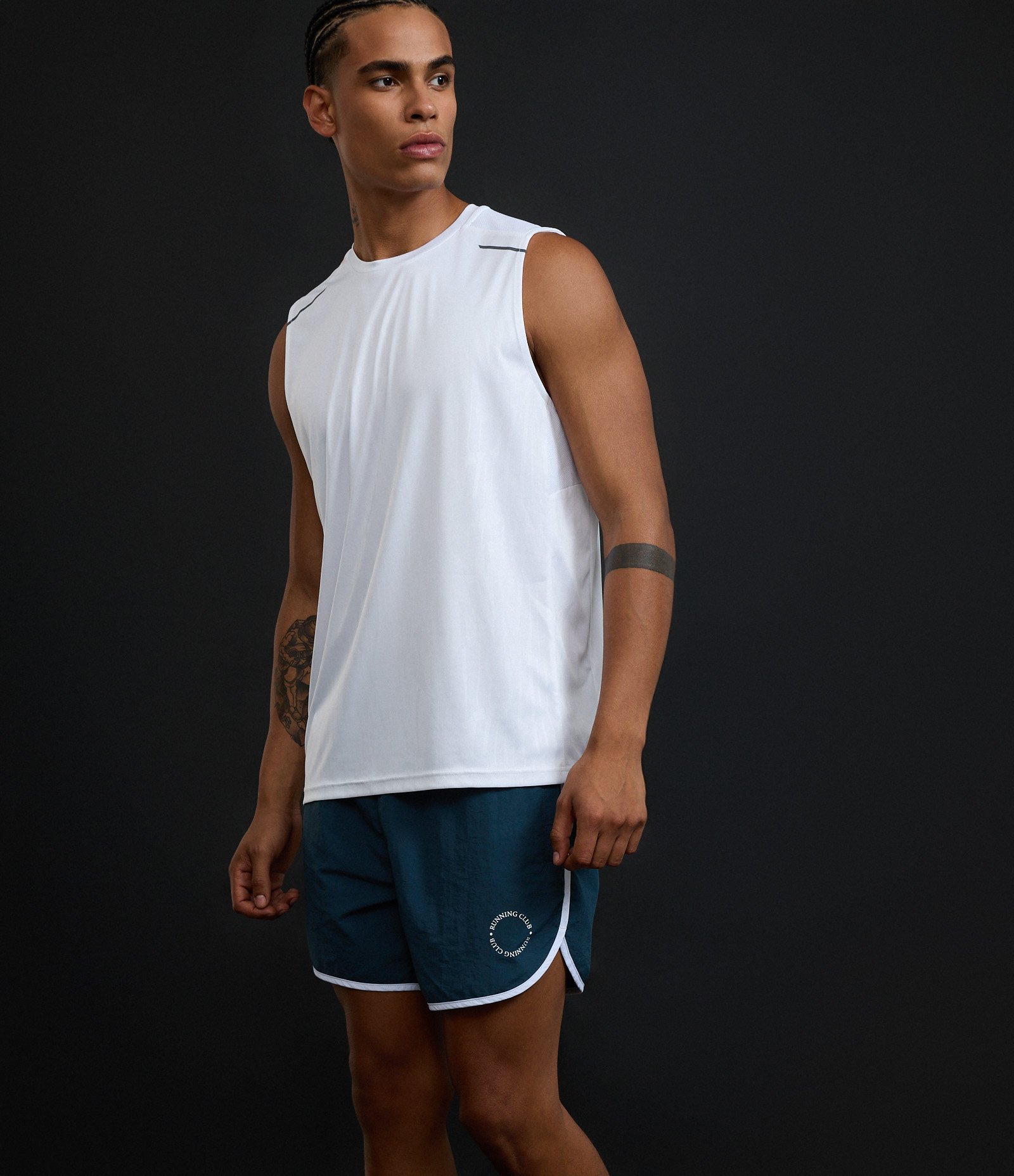 Bermuda Esportiva com Bolso Funcional Azul 6