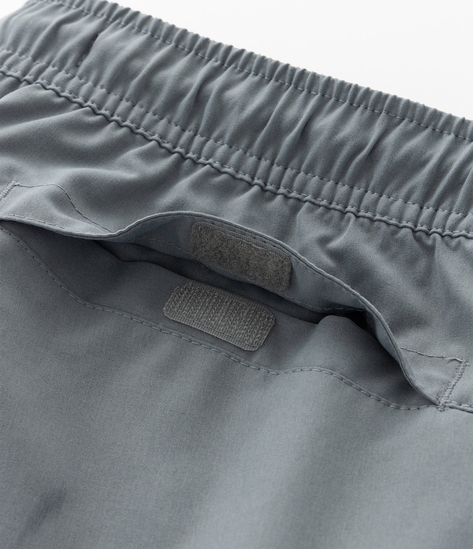 Bermuda Baggy Cropped com Bolsos Cinza Sage 8