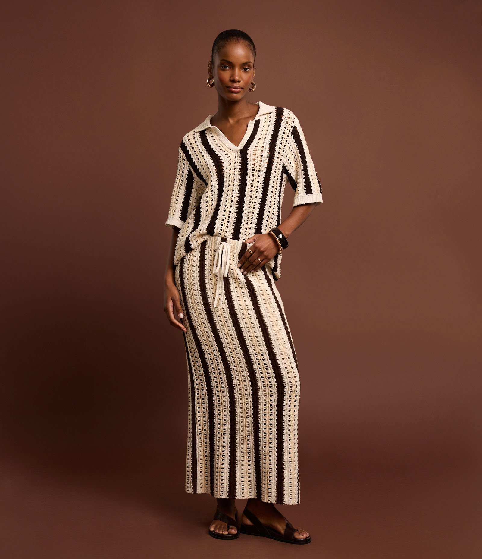 Saia Reta Listrada em Tricô de Efeito Crochê Marrom/Bege/Off White 5