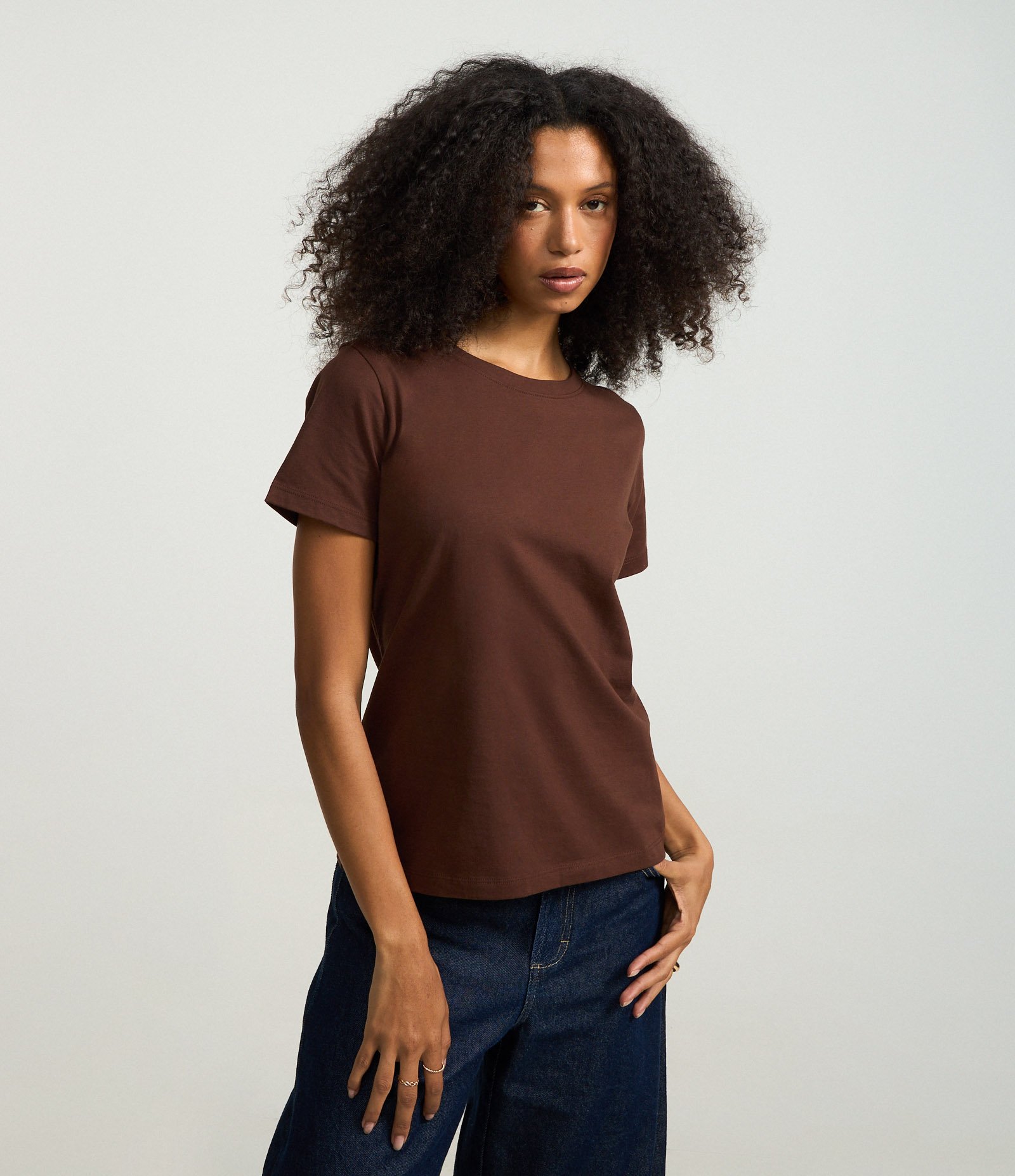 Camiseta Básica em Algodão com Manga Curta Marrom 2