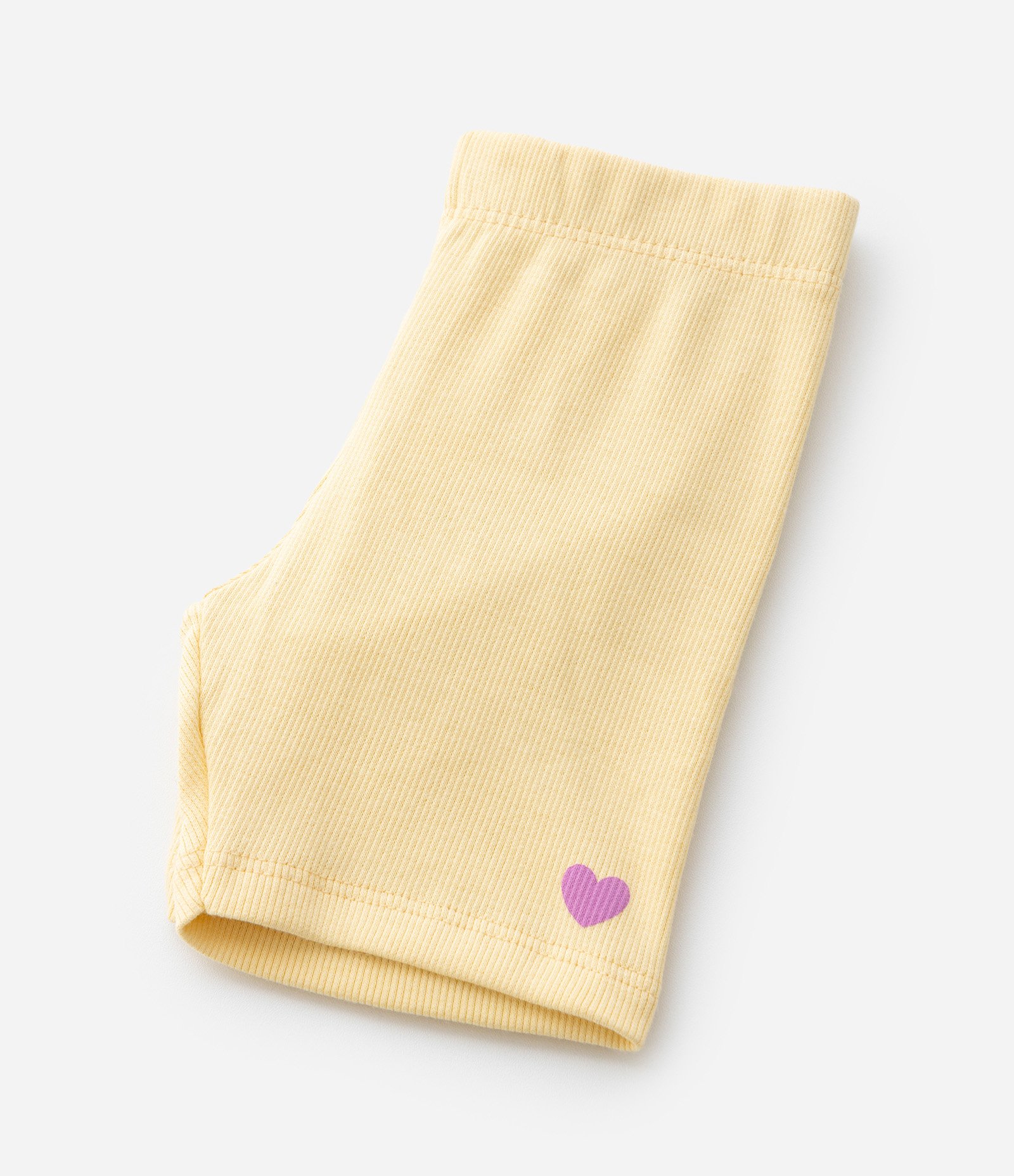 Bermuda Infantil em Ribana com Estampa Localizada de Coração - Tam 1 a 6 Anos Amarelo 6