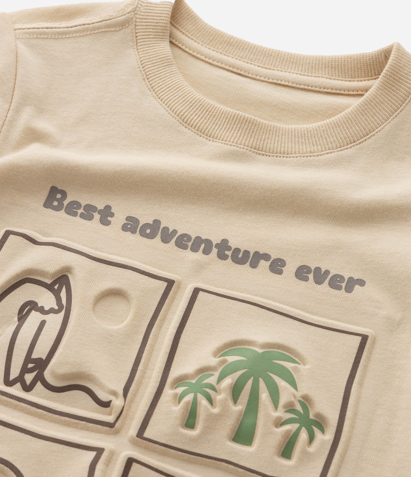 Camiseta Infantil com Estampa Praia em Relevo - Tam 1 a 6 Anos Bege 7