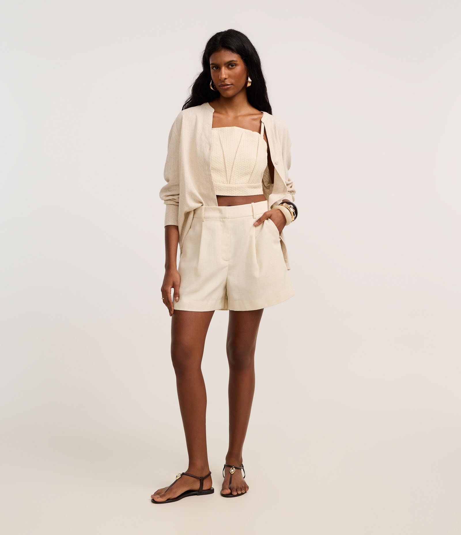 Blusa Cropped de Alça em Algodão e Linho com Textura Bege 2