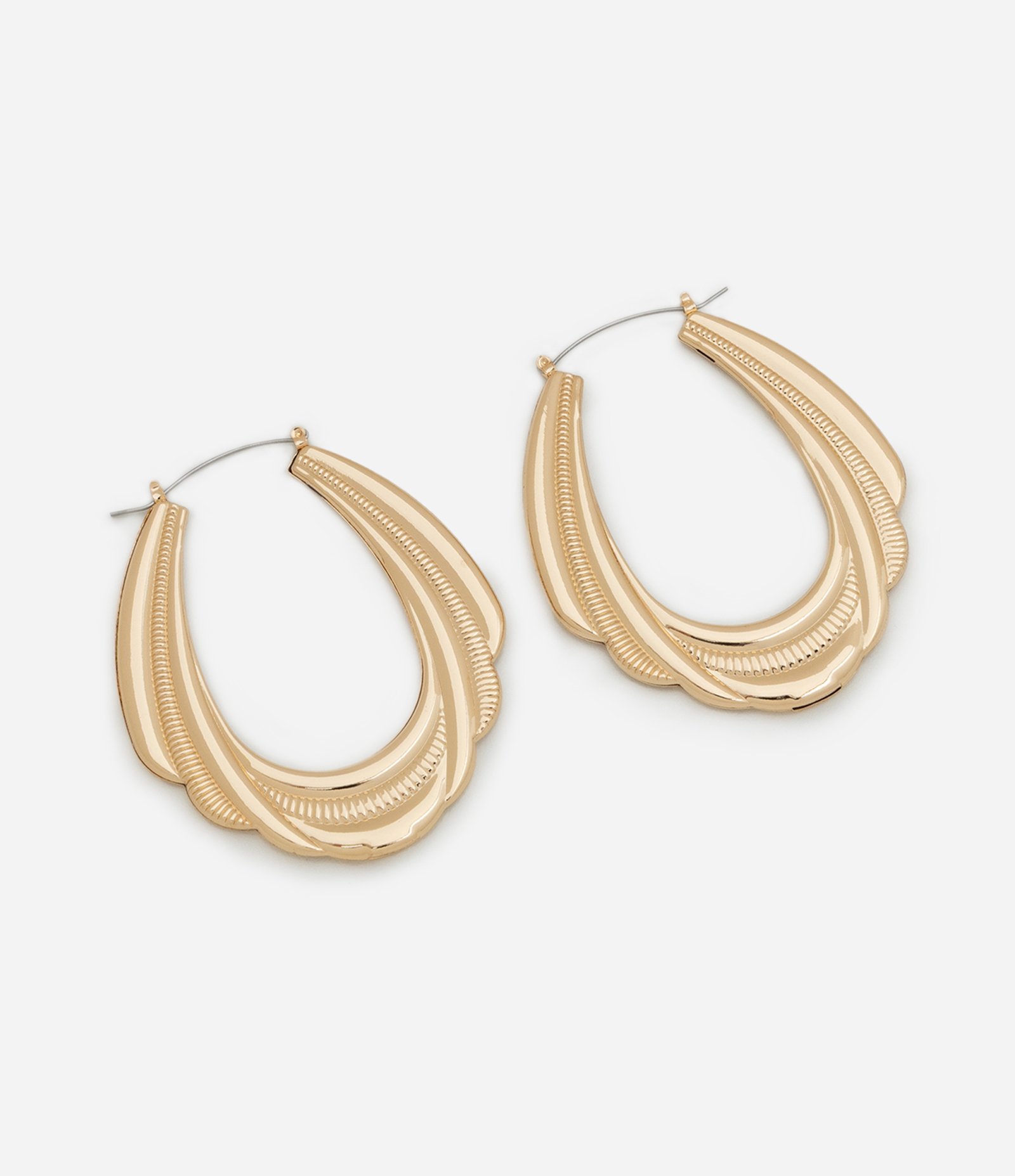 Brinco Maxi Argola Tripla com Textura Rabo de Rato Dourado 2