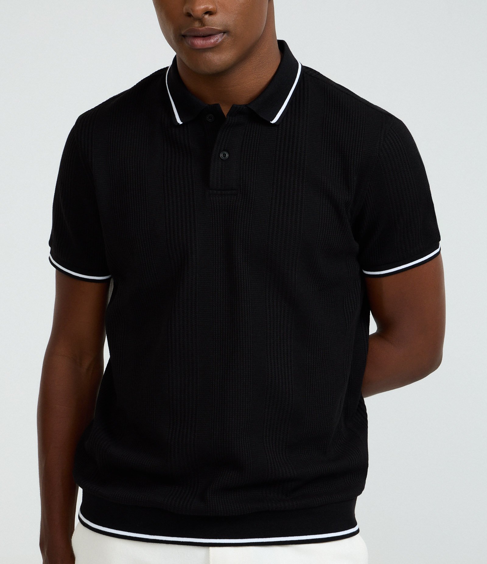 Polo Regular com Textura de Listras e Frisos Contrastantes Preto 3