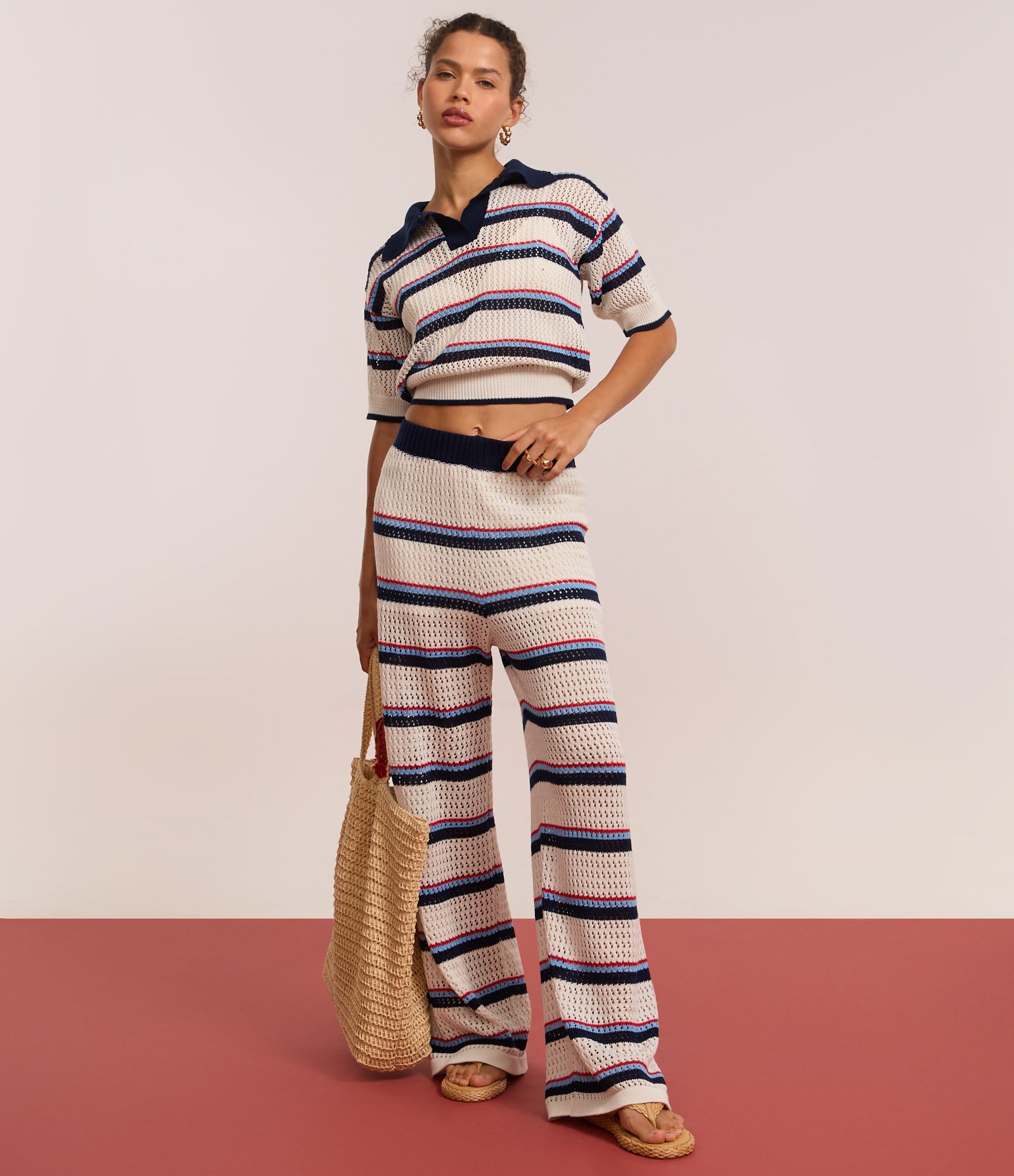 Calça Pantalona Cintura Alta em Tricô com Listras Variadas Off White/Azul/Rosa 4