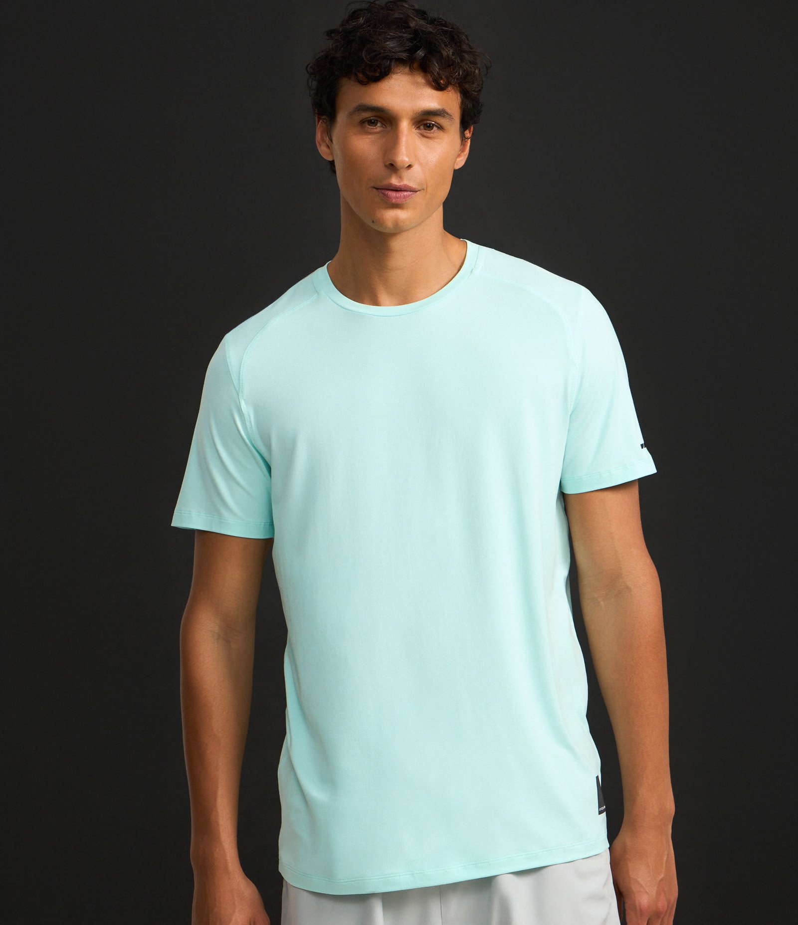 Camiseta Regular Esportiva em Tecnologia Dry com Etiqueta na Barra Azul claro 6