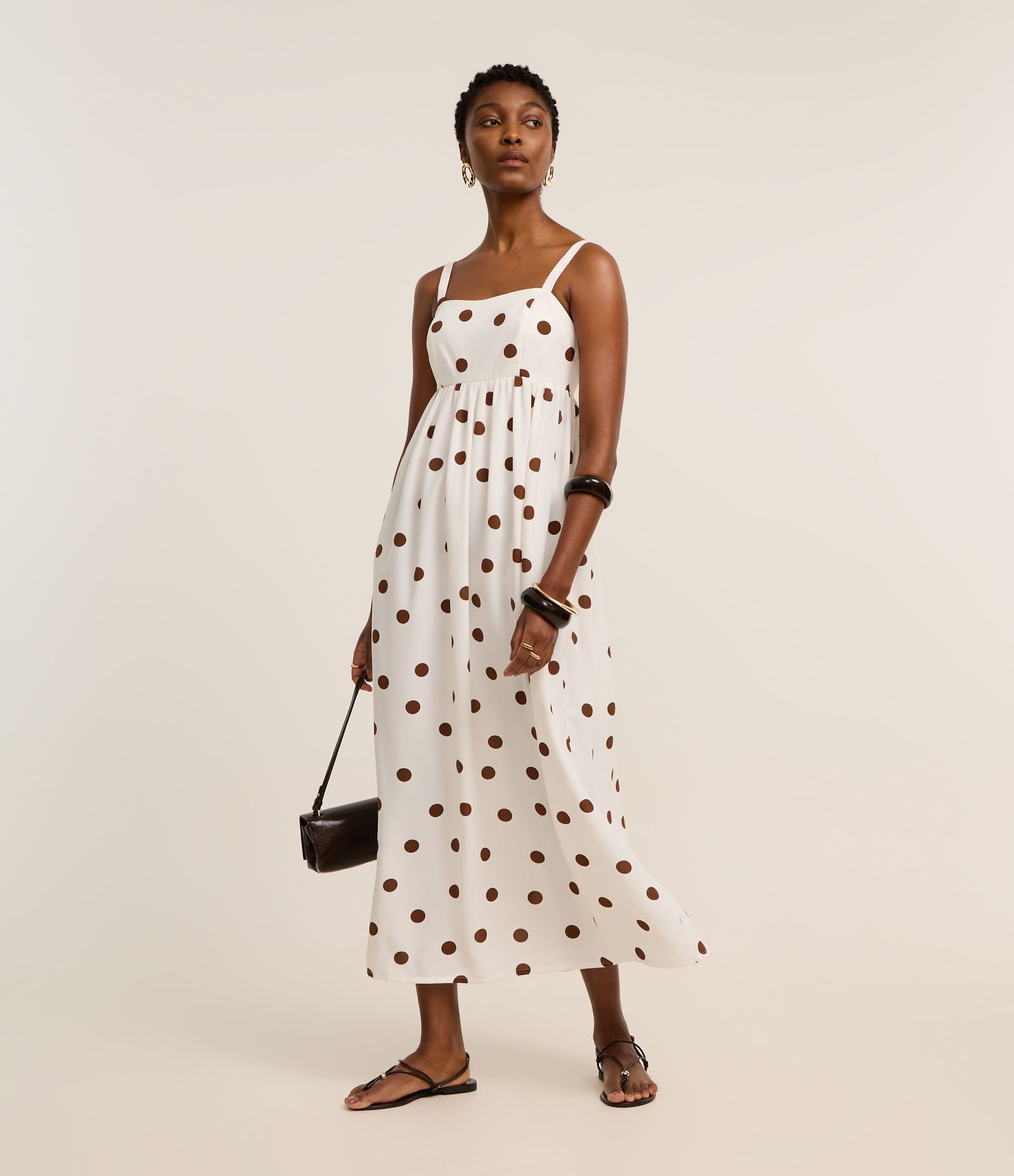 Vestido Evasê Midi em Airflow com Estampa Poá Branco/Marrom 1