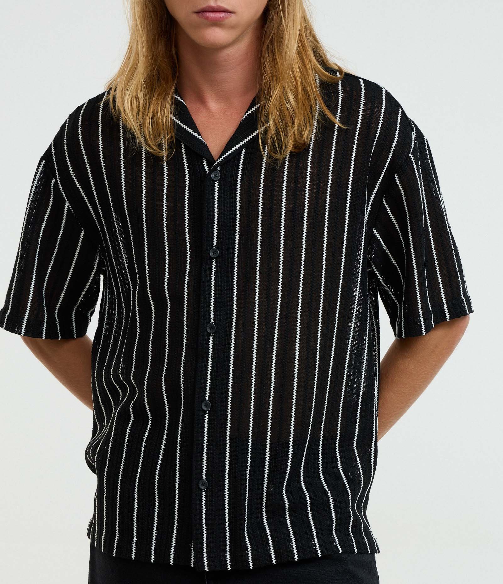 Camisa Boxy em Tricô com Estampa Listras Preto 3