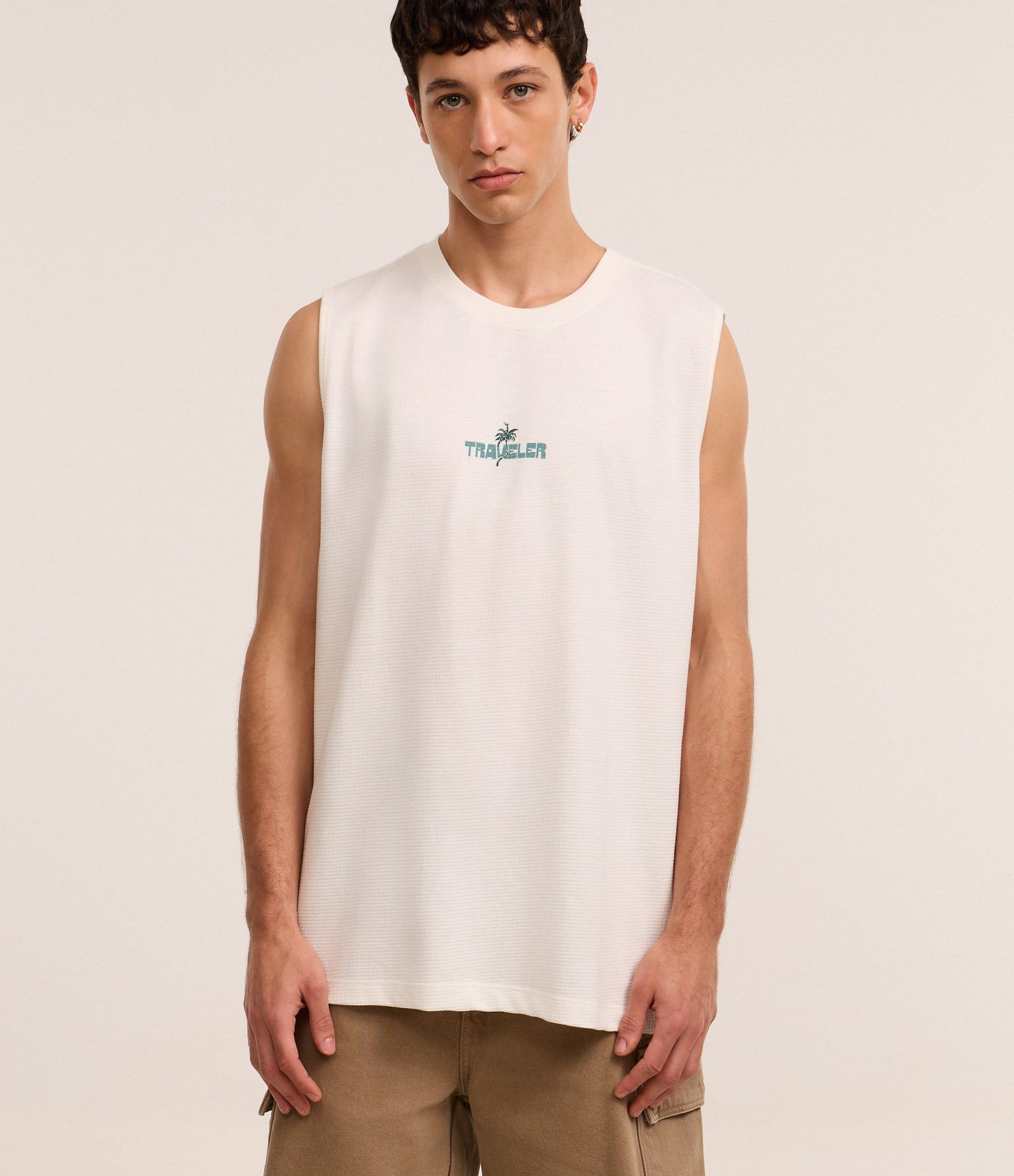 Regata Comfort em Algodão com Textura e Estampa Lettering Coqueiro Branco 1