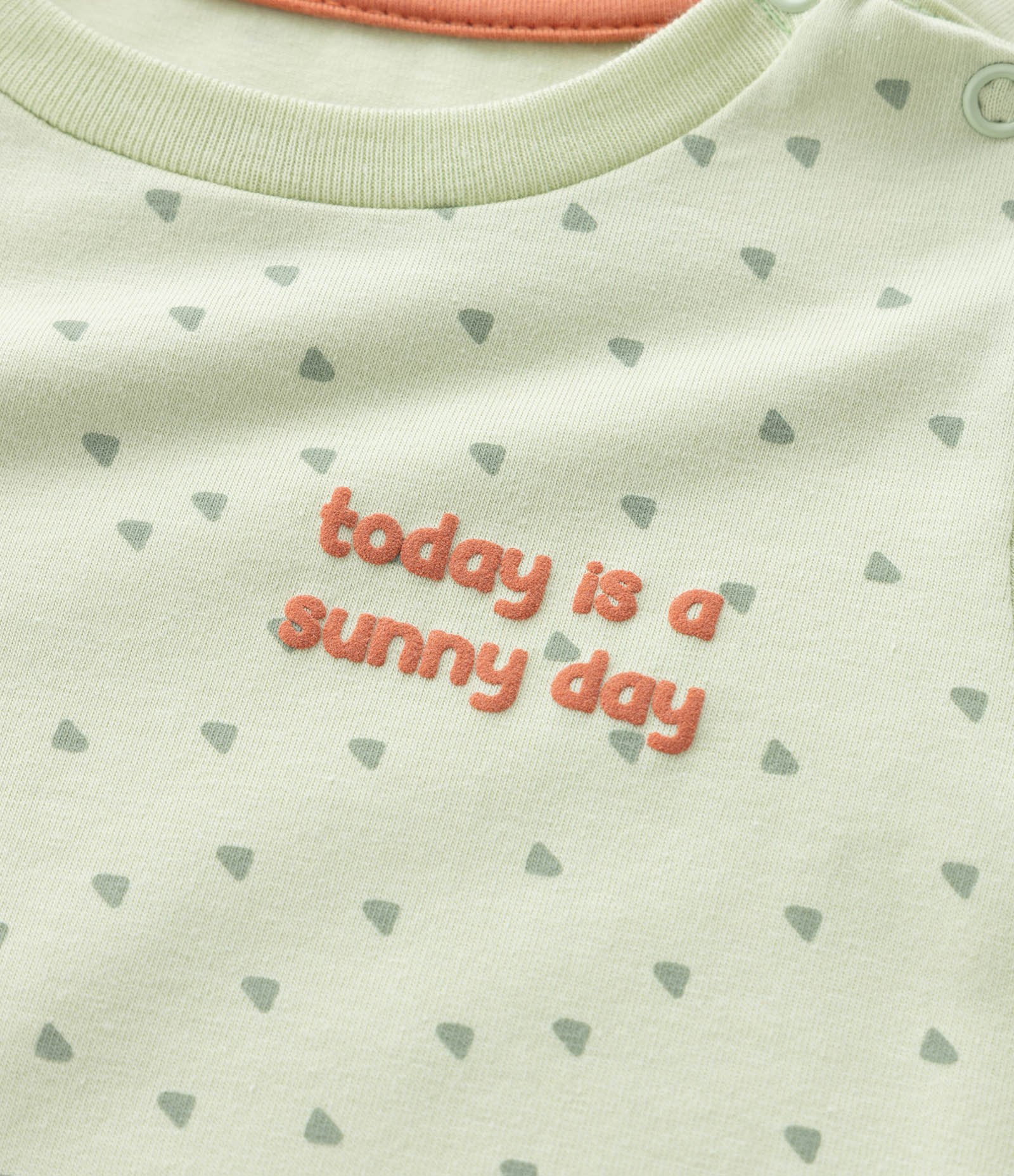 Macacão Curto Infantil Estampado com Bordado - Tam 0 a 18 meses Verde 9