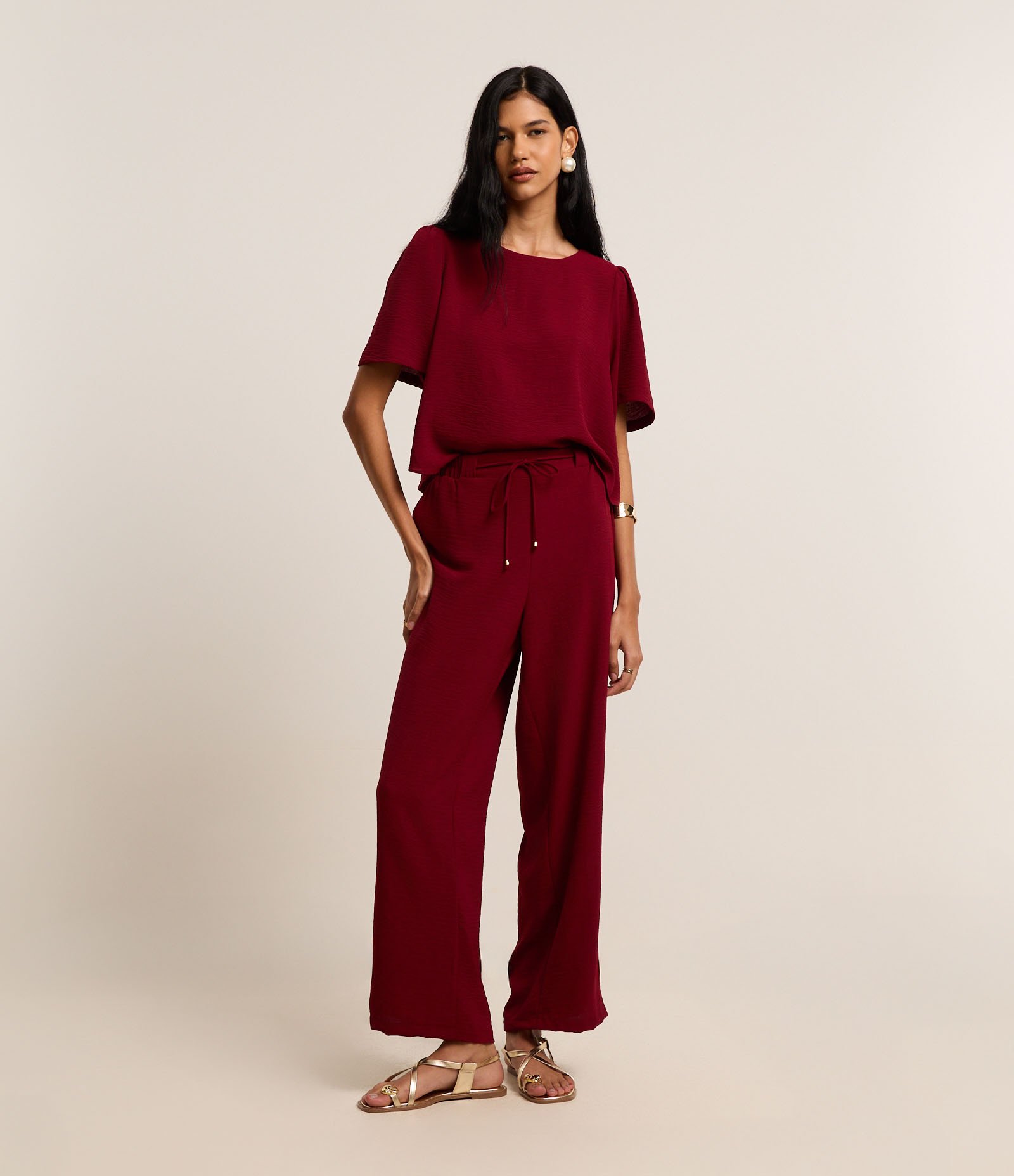 Calça Wide Leg com Amarração e Efeito Airflow Vermelho 1