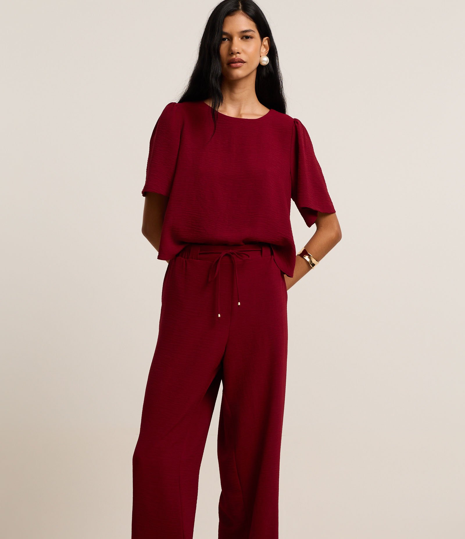 Calça Wide Leg com Amarração e Efeito Airflow Vermelho 2