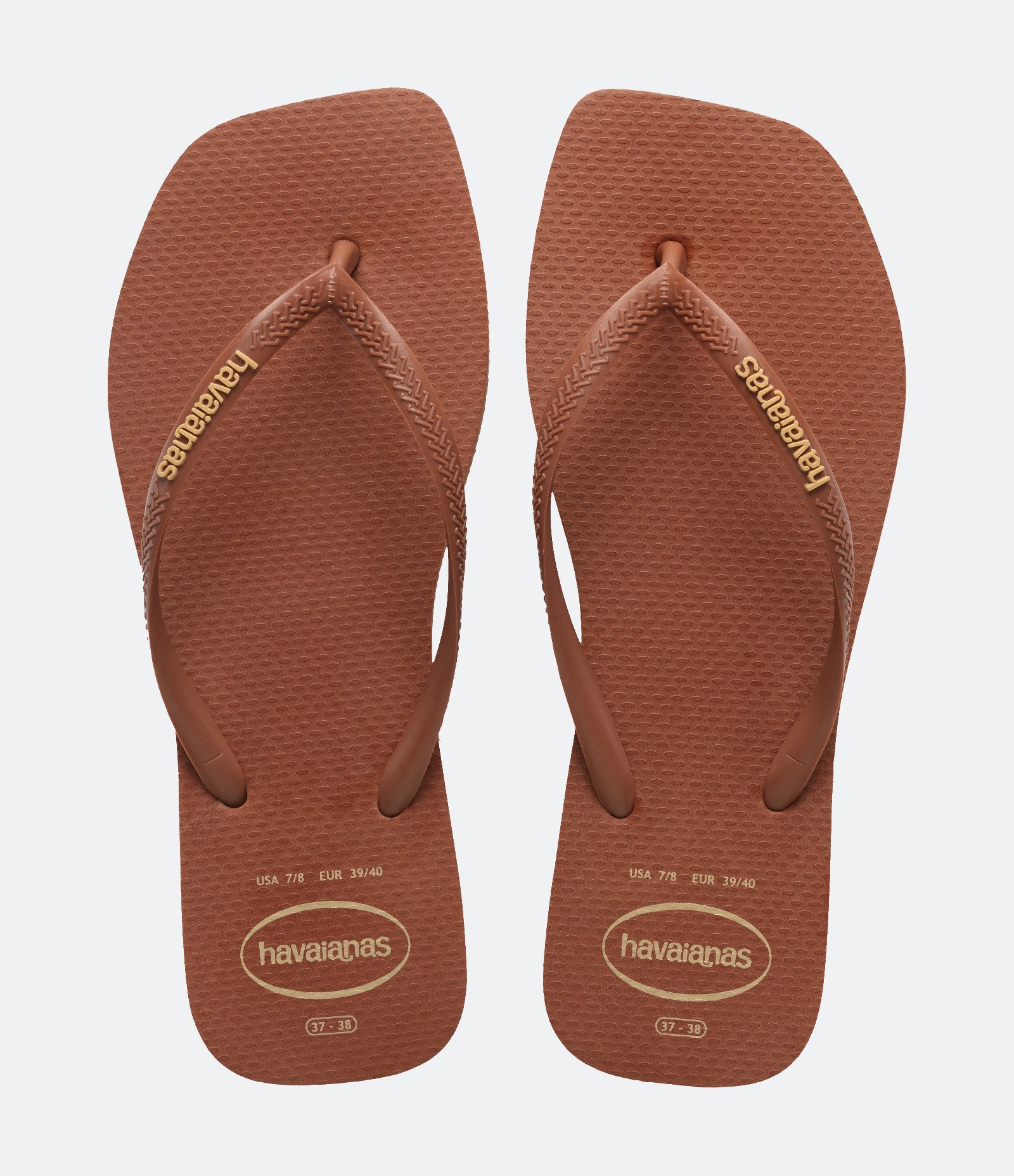 Chinelo Havaianas Slim Square com Bico Quadrado Marrom 1