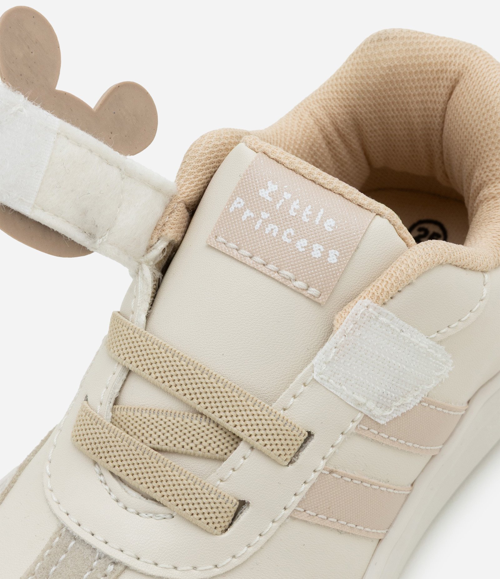 Tênis Casual Infantil com Patch Coelhinho - Tam 20 ao 27 Bege 4