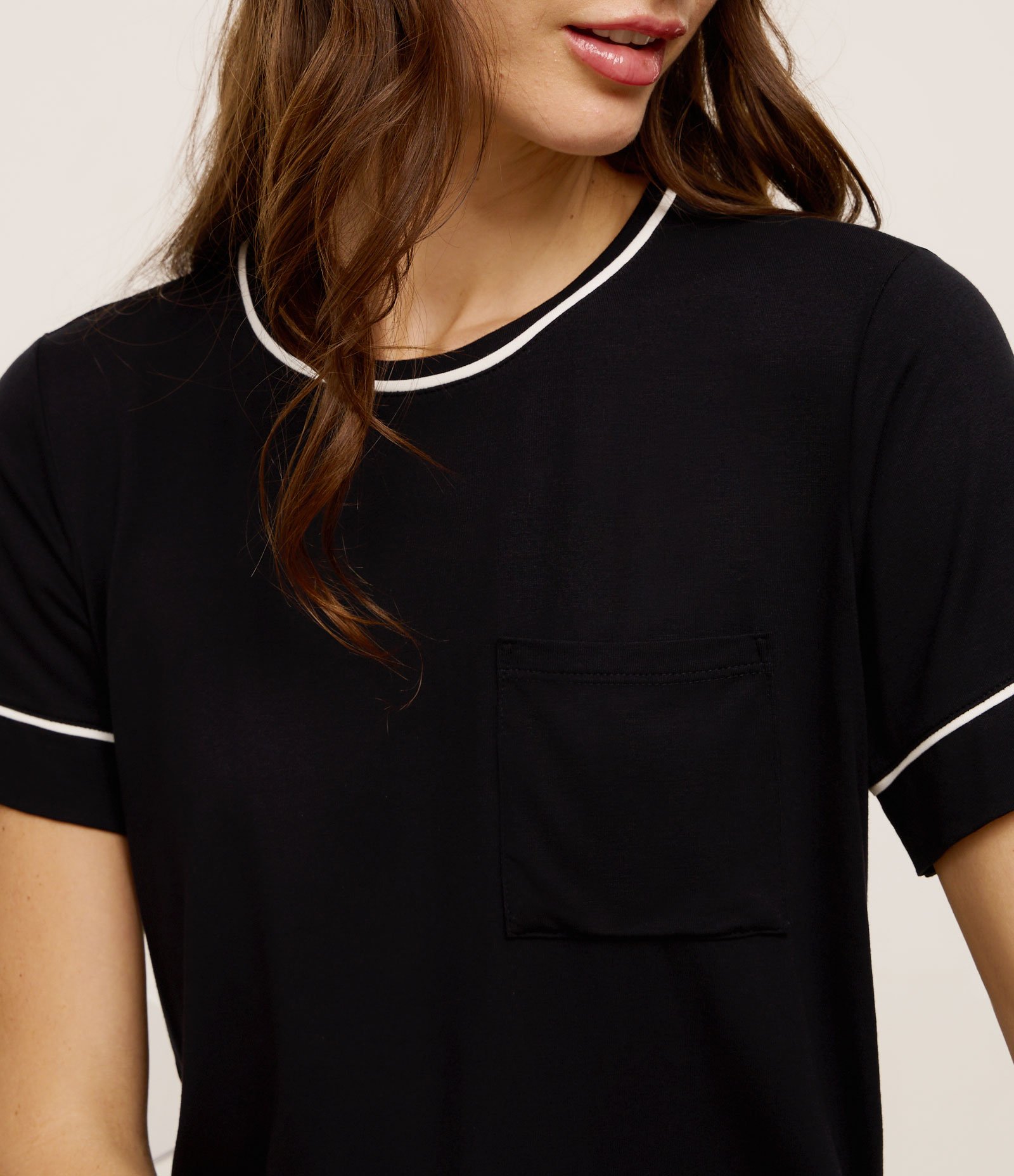 Pijama Short Doll em Viscolycra com Vieses Contrastantes Preto 2