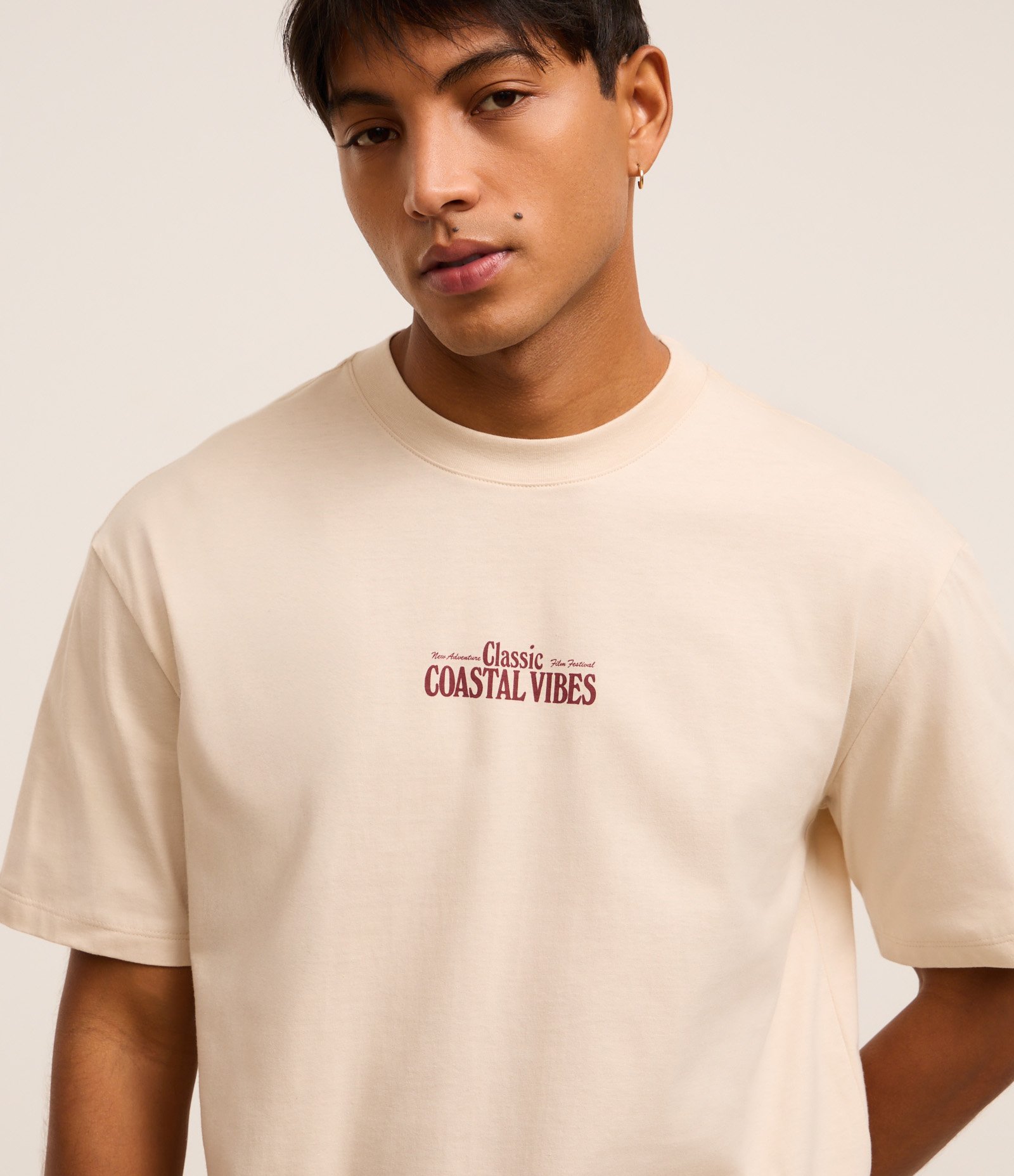 Camiseta Relaxed em Algodão com Estampa Lettering Marrom claro 6
