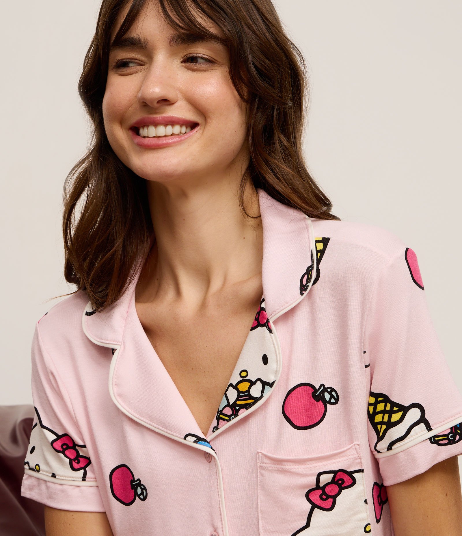 Pijama Short Doll Americano em Viscose com Estampa Hello Kitty Rosa 2