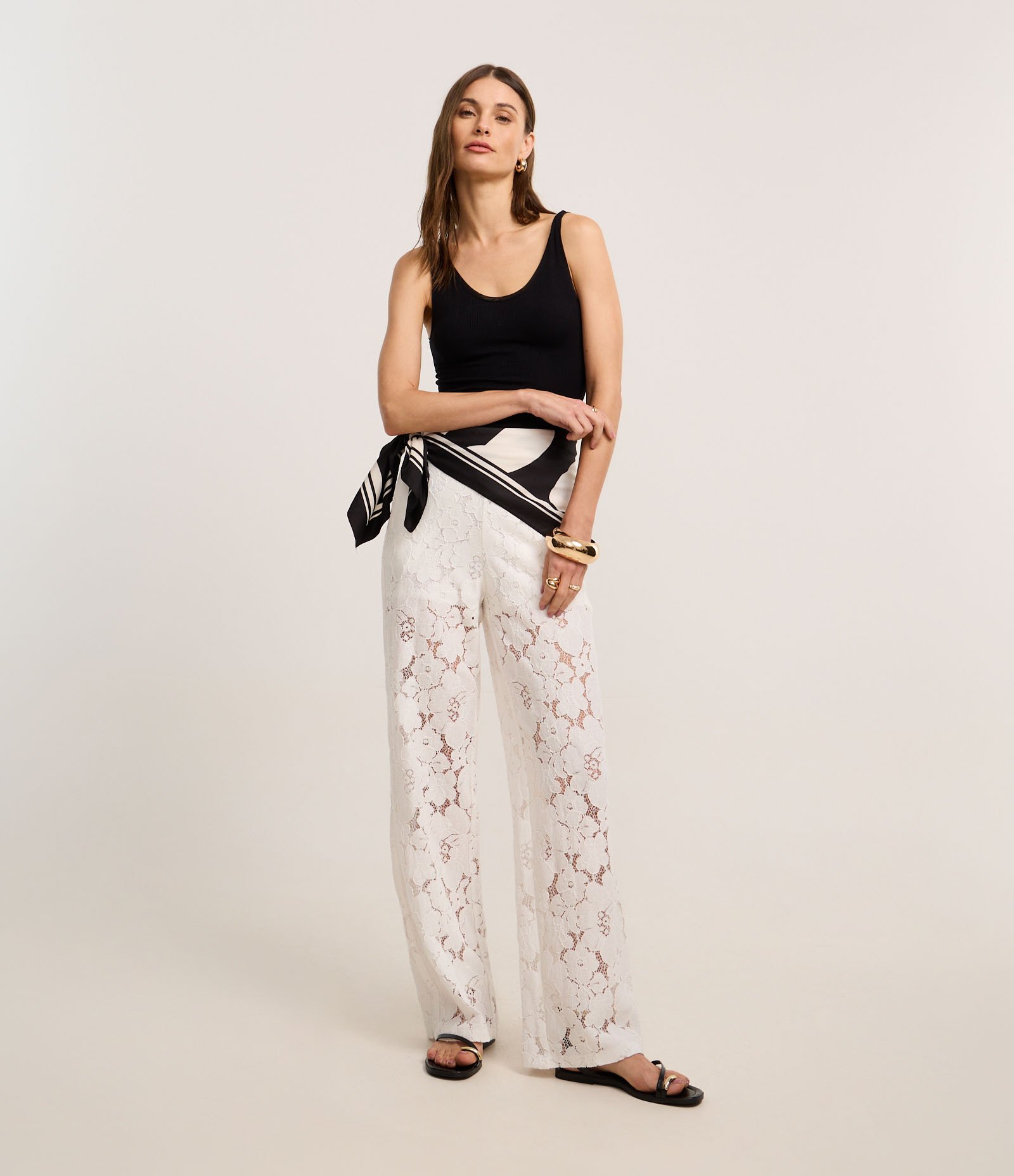 Regata em Ribana com Viés Contrastante Preto 2