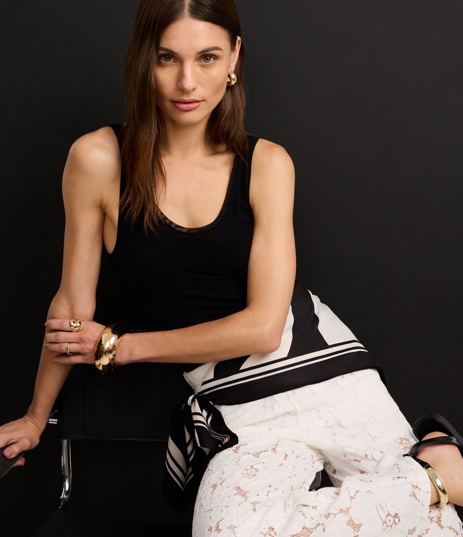 Regata em Ribana com Viés Contrastante Preto 3