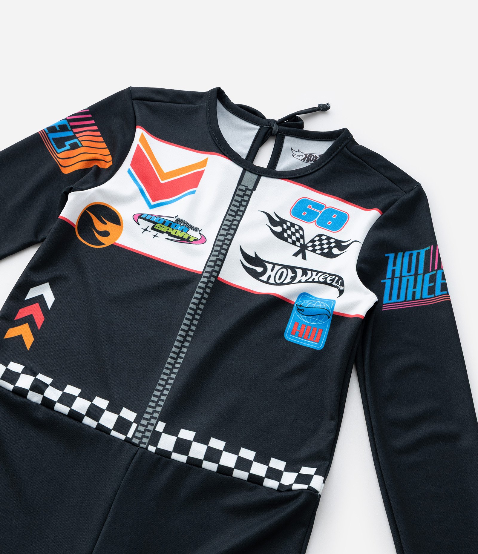 Macacão Infantil com Luvas e Estampa Hot Wheels - Tam 3 a 8 Anos Preto 8