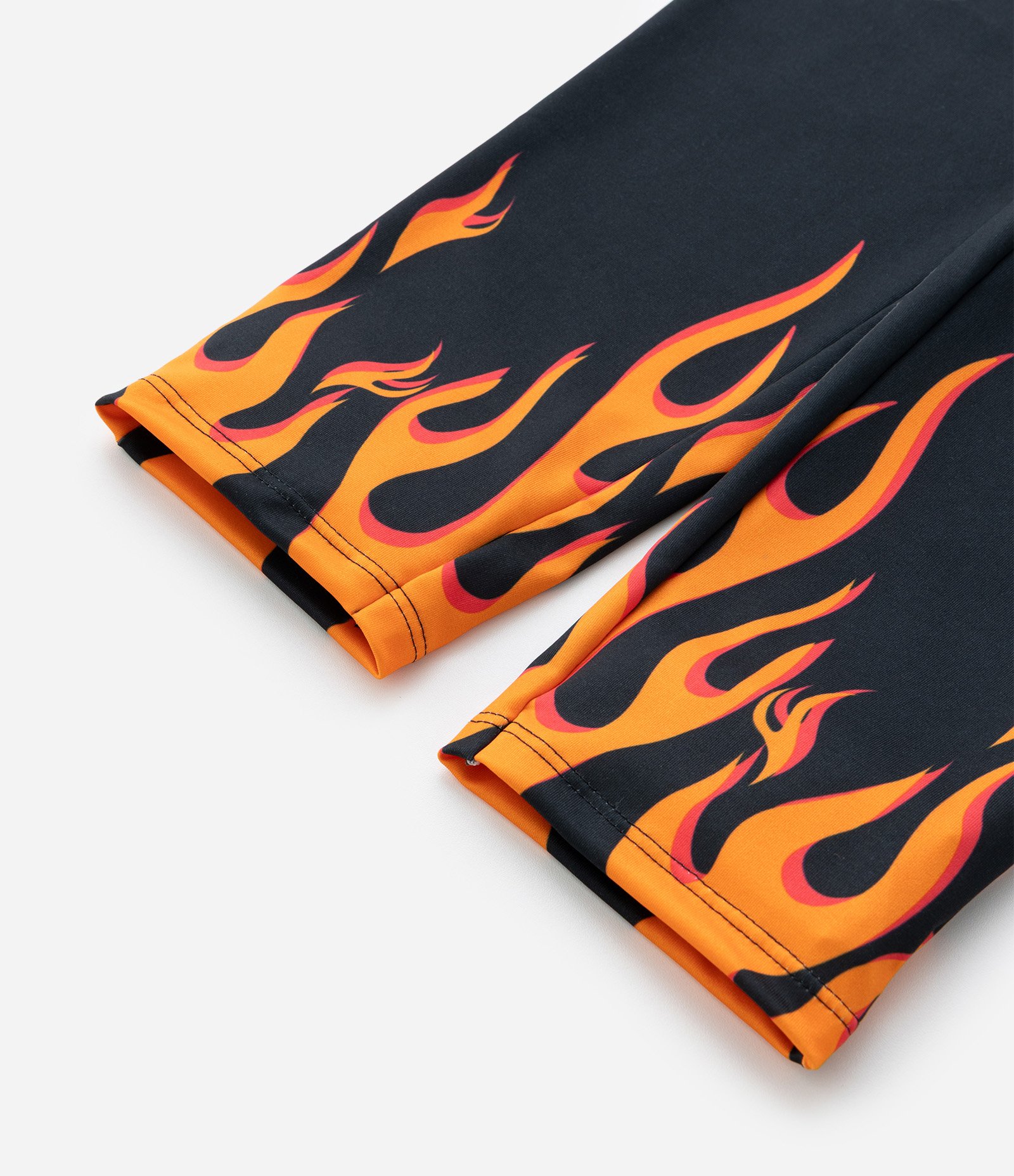 Macacão Infantil com Luvas e Estampa Hot Wheels - Tam 3 a 8 Anos Preto 6