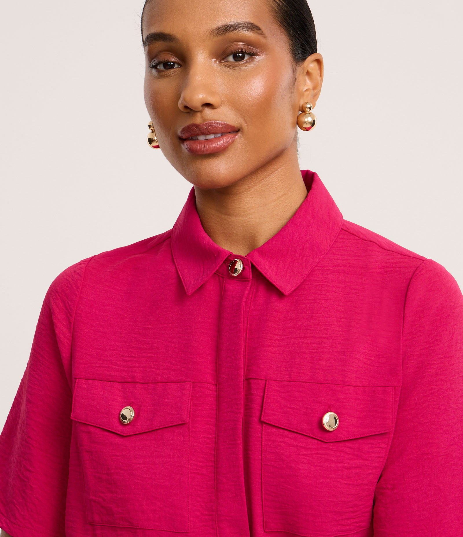 Camisa Airflow com Botões Metalizados e Bolsos Frontais Rosa 3