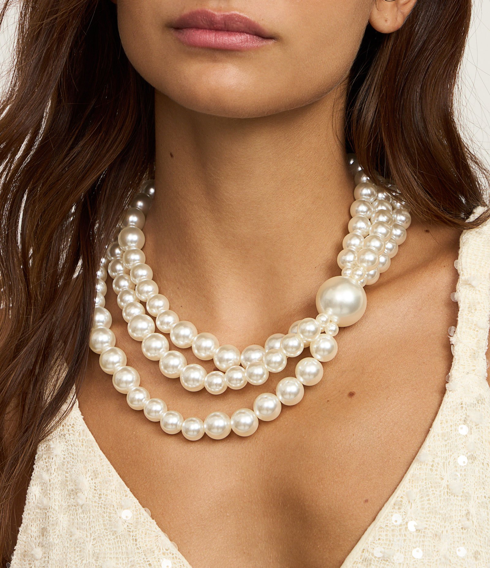 Maxi Colar em Perolas Artificiais com 03 Voltas Branco 4